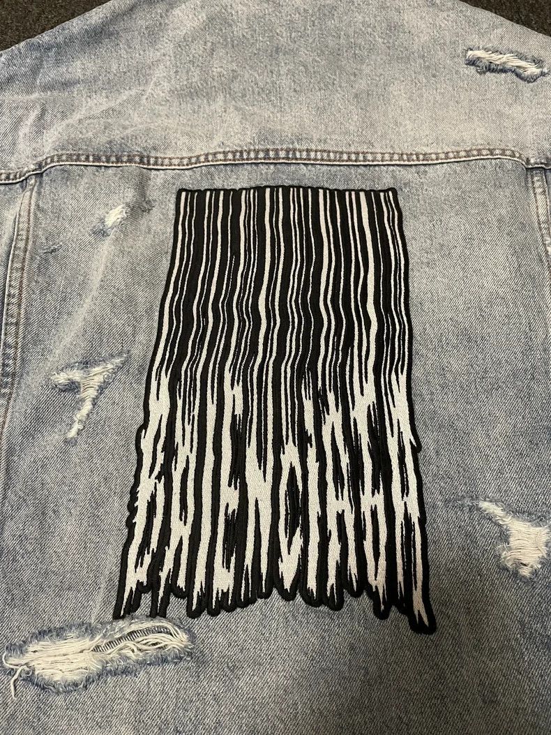 Balenciaga Balenciaga Oversize Embroidered Denim Jacket-yf Size US L / EU 52-54 / 3 - 4 Thumbnail