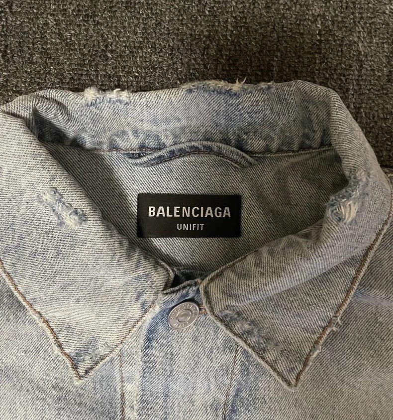 Balenciaga Balenciaga Oversize Embroidered Denim Jacket-yf Size US L / EU 52-54 / 3 - 3 Thumbnail