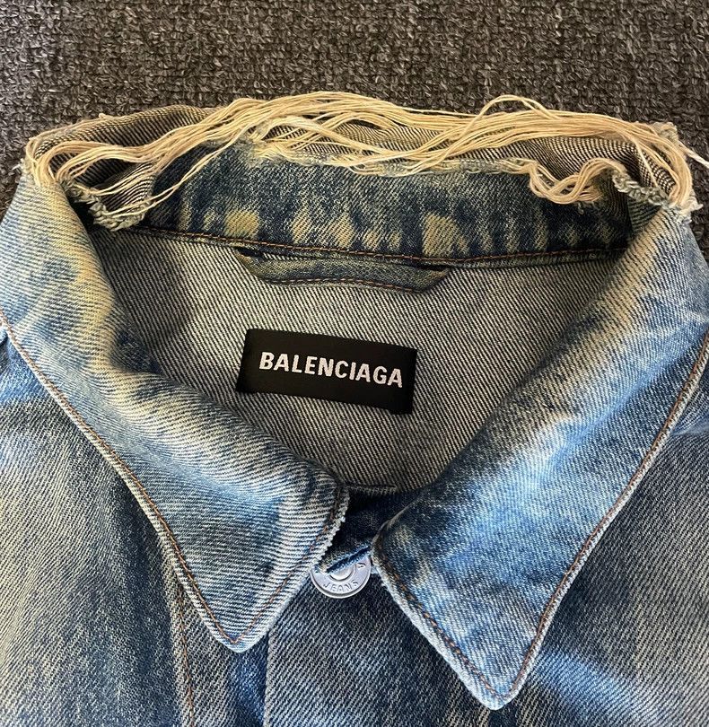 Balenciaga Balenciaga Oversize Denim Jacket-yf Size US M / EU 48-50 / 2 - 4 Thumbnail