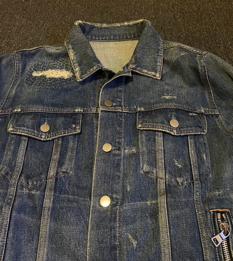 Balmain Balmain Distressed Denim Jacket-yf Size US S / EU 44-46 / 1 - 2 Thumbnail