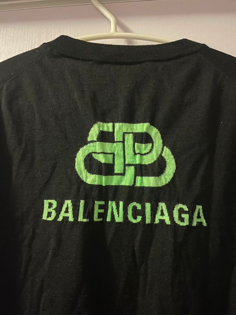 Balenciaga Balenciaga Black Wool Sweater Unisex-yf Size US M / EU 48-50 / 2 - 5 Thumbnail
