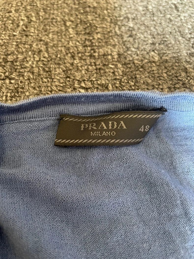 Prada Prada V-neck Wool Sweater-yf Size US L / EU 52-54 / 3 - 3 Thumbnail