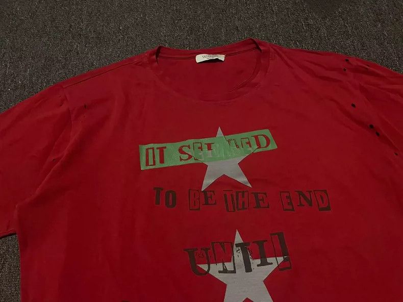 Valentino Valentino Red Distressed Short Sleeve T-shirt-yf Size US L / EU 52-54 / 3 - 5 Thumbnail