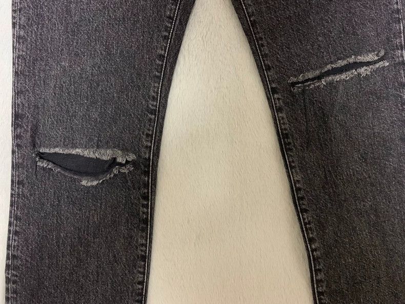 Saint Laurent Paris Saint Laurent SLP Distressed Knee Jeans - dmc Size US 30 / EU 46 - 6 Thumbnail