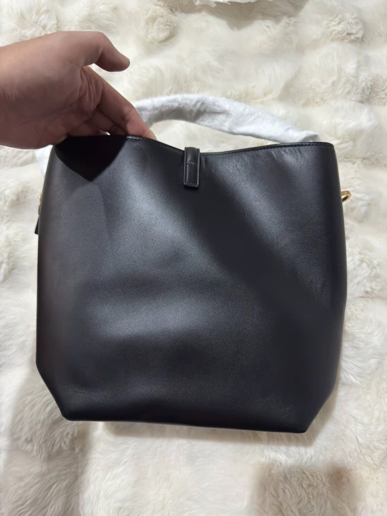 Yves Saint Laurent YSL Le37 Large Black Leather Hobo Bag - dmc Size ONE SIZE - 3 Thumbnail