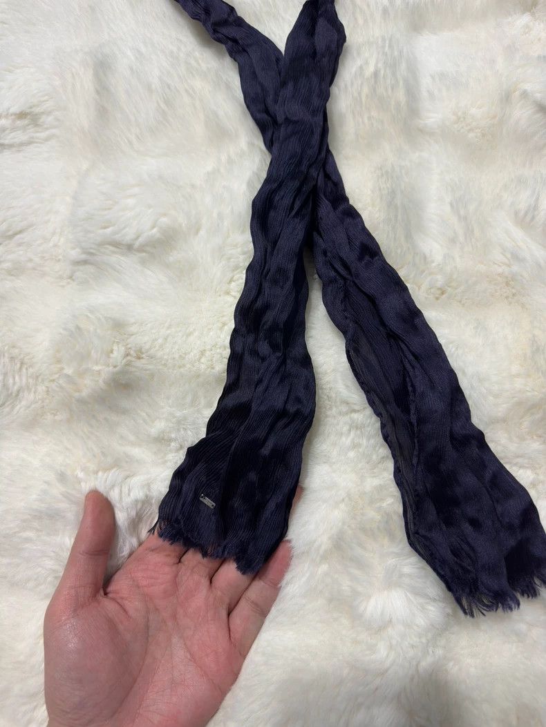 Yves Saint Laurent Saint Laurent Navy Silk Scarf - dmc Size ONE SIZE - 7 Thumbnail