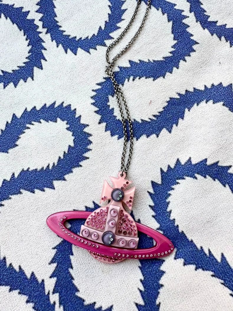 Vivienne Westwood Vivienne Westwood Pink Saturn Acrylic Necklace - dmc Size ONE SIZE - 3 Thumbnail