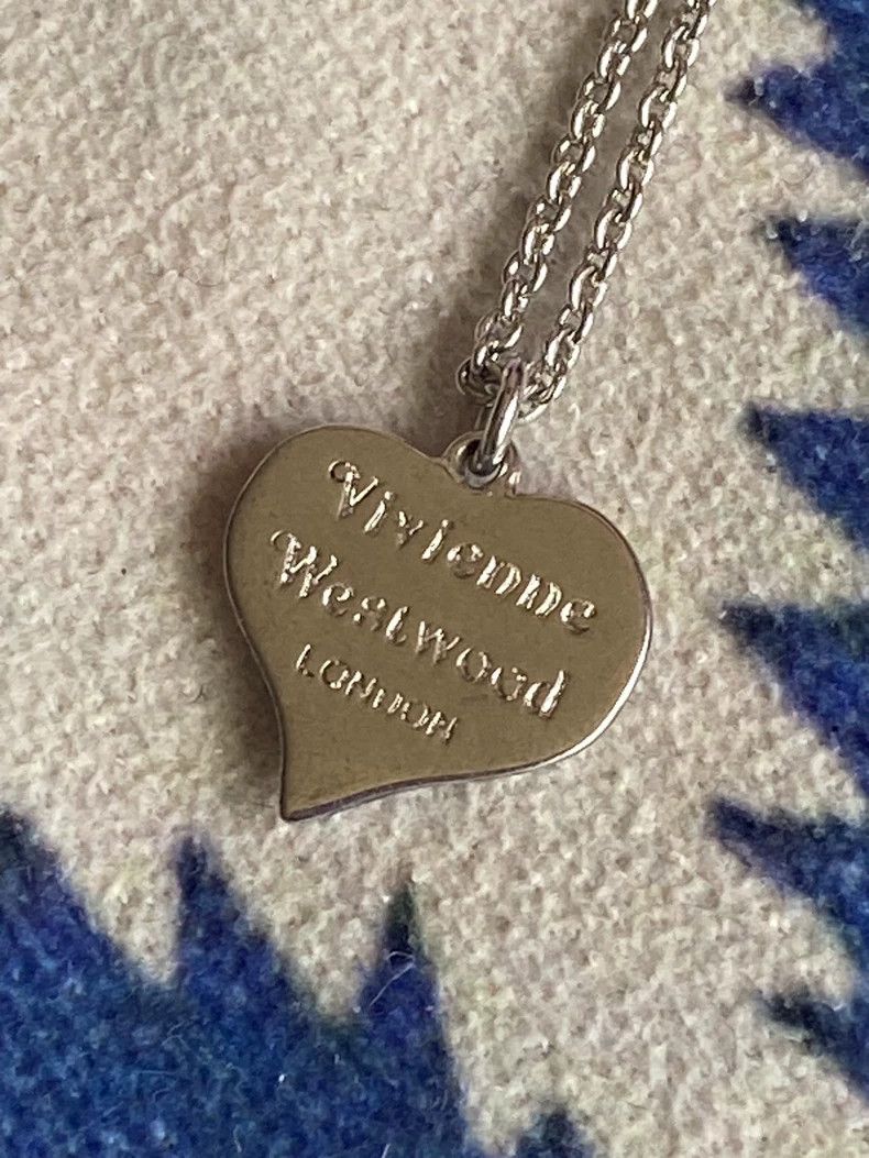 Vivienne Westwood Vivienne Westwood White Heart Pendant Necklace - dmc Size ONE SIZE - 6 Thumbnail
