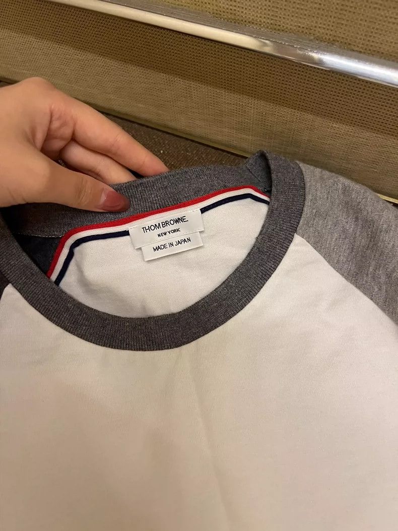 Thom Browne TB Classic Raglan Sleeve Striped T-Shirt - dmc Size US XS / EU 42 / 0 - 2 Thumbnail
