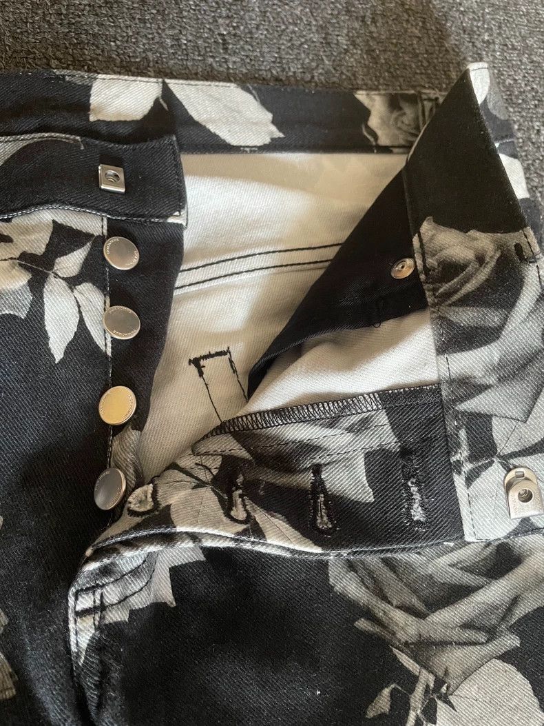 Dior Dior White Rose Print Elastic Jeans-yf Size US 34 / EU 50 - 2 Thumbnail