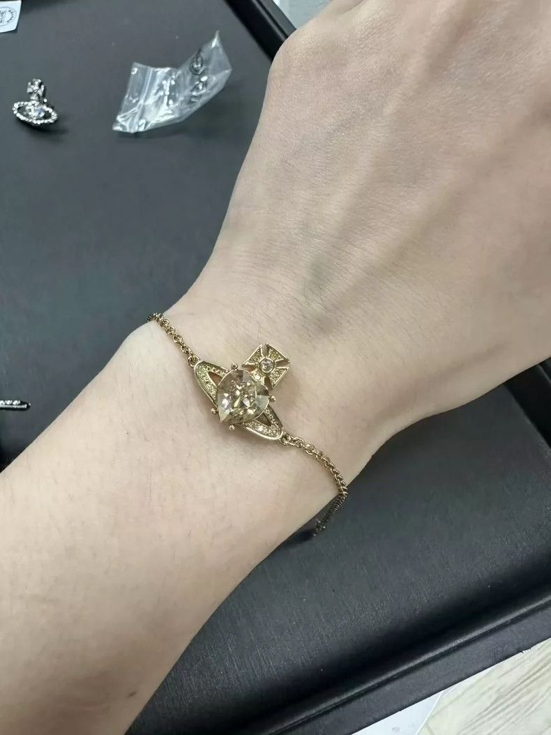 Vivienne Westwood Vivienne Westwood Gold Heart Saturn Bracelet - dmc Size ONE SIZE - 2 Thumbnail