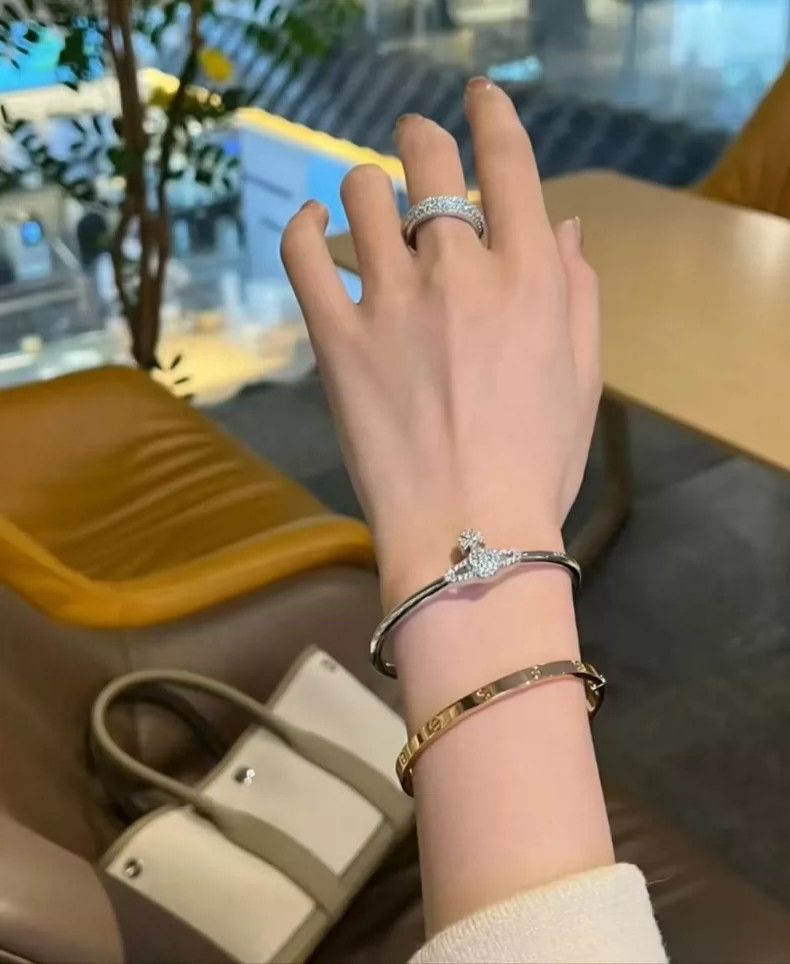 Vivienne Westwood Vivienne Westwood Crystal Saturn Bracelet - dmc Size ONE SIZE - 4 Thumbnail