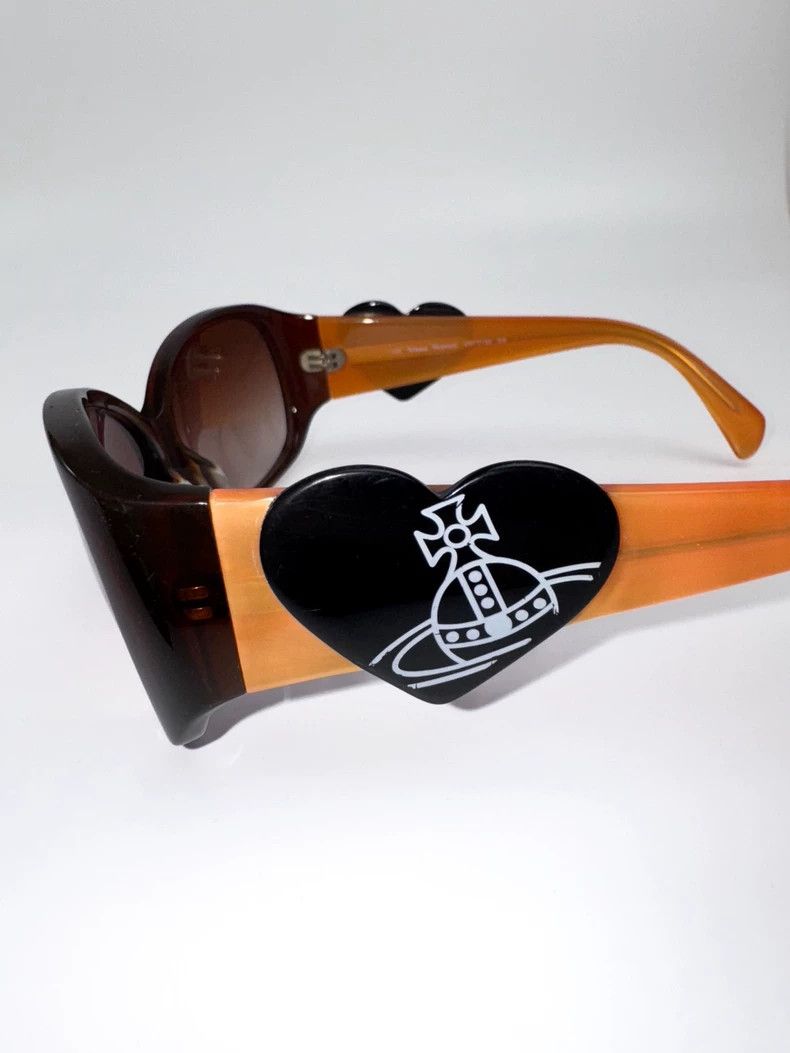 Vivienne Westwood Vivienne Westwood Heart Saturn Sunglasses - dmc Size ONE SIZE - 3 Thumbnail
