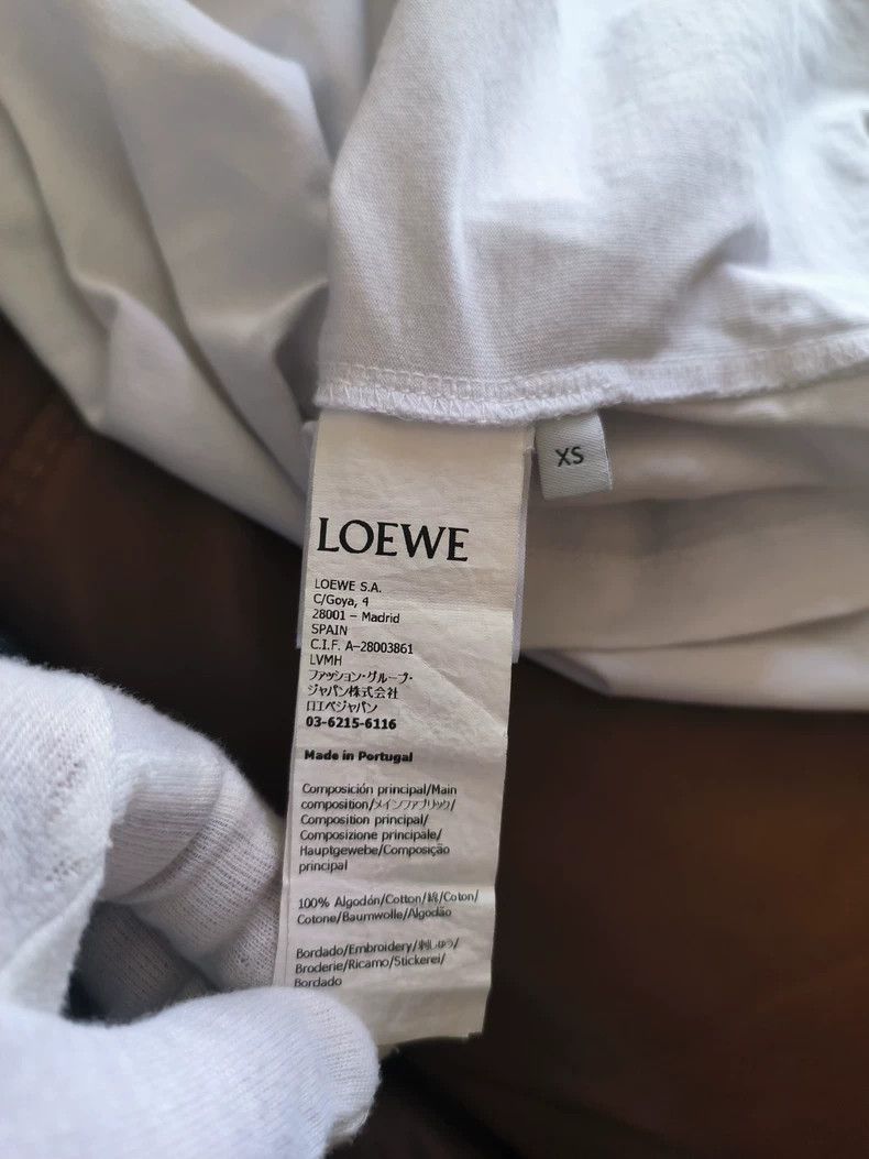 Loewe LOEWE Women's Heart Logo Embroidered T-Shirt - dmc Size US XS / EU 42 / 0 - 6 Thumbnail