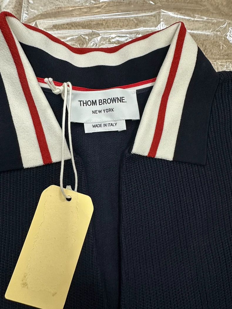 Thom Browne THOM BROWNE Stripe Collar V-Neck Polo - dmc Size US M / EU 48-50 / 2 - 4 Thumbnail
