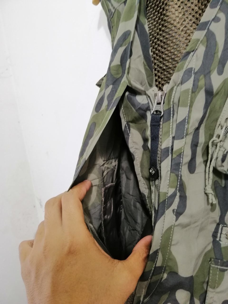 Columbia Columbia Utility Vest Camouflage Design 19 Size US L / EU 52-54 / 3 - 6 Thumbnail