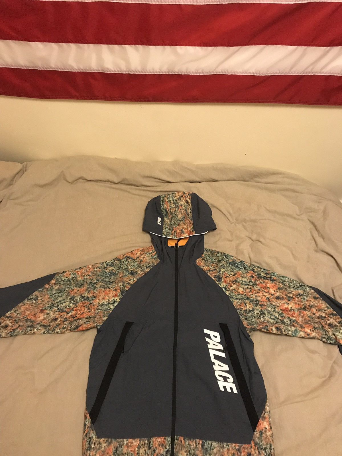 Palace P-lite popular Run It jacket