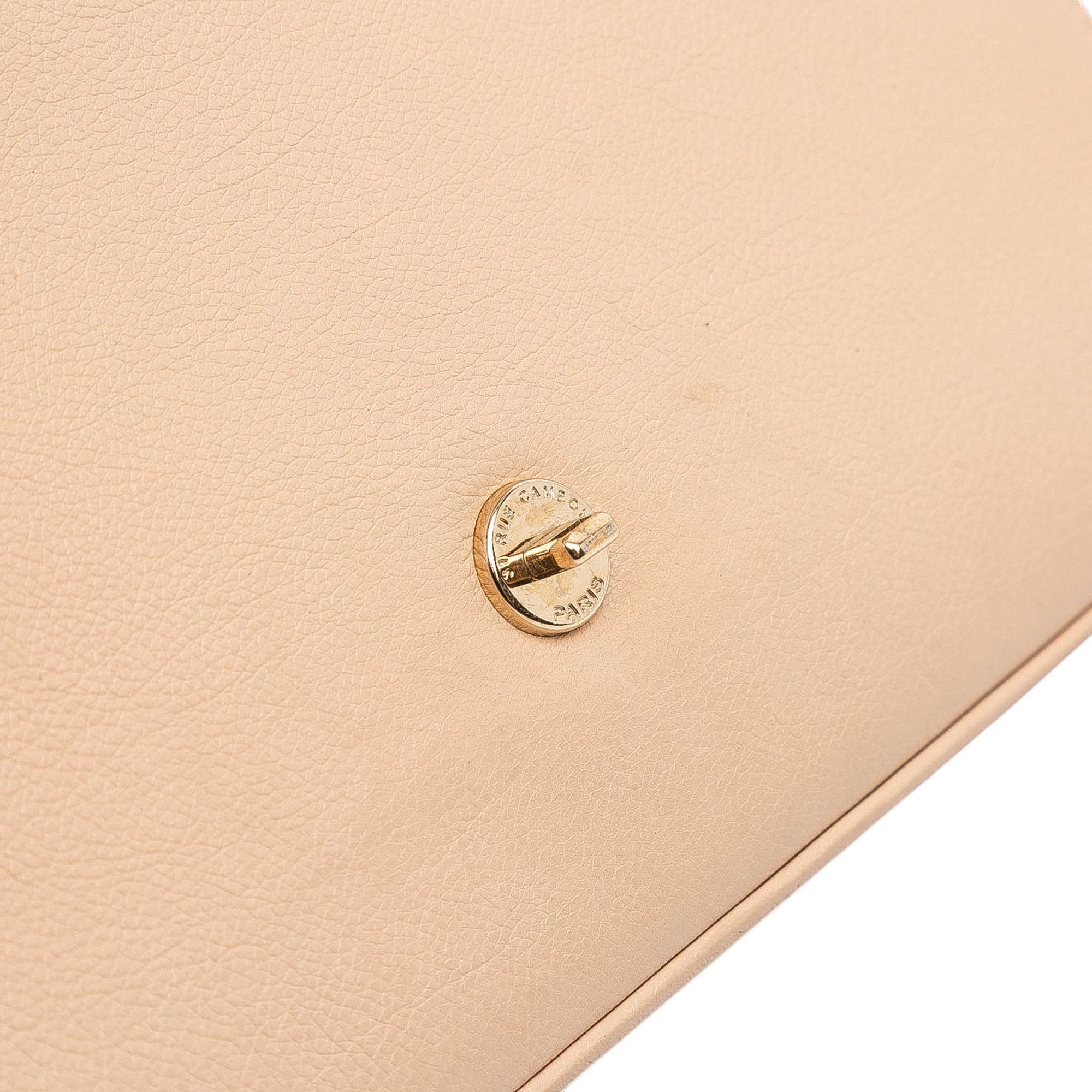Chanel Chanel Medium Quilted Calfskin Label Click Flap Size ONE SIZE - 12 Thumbnail