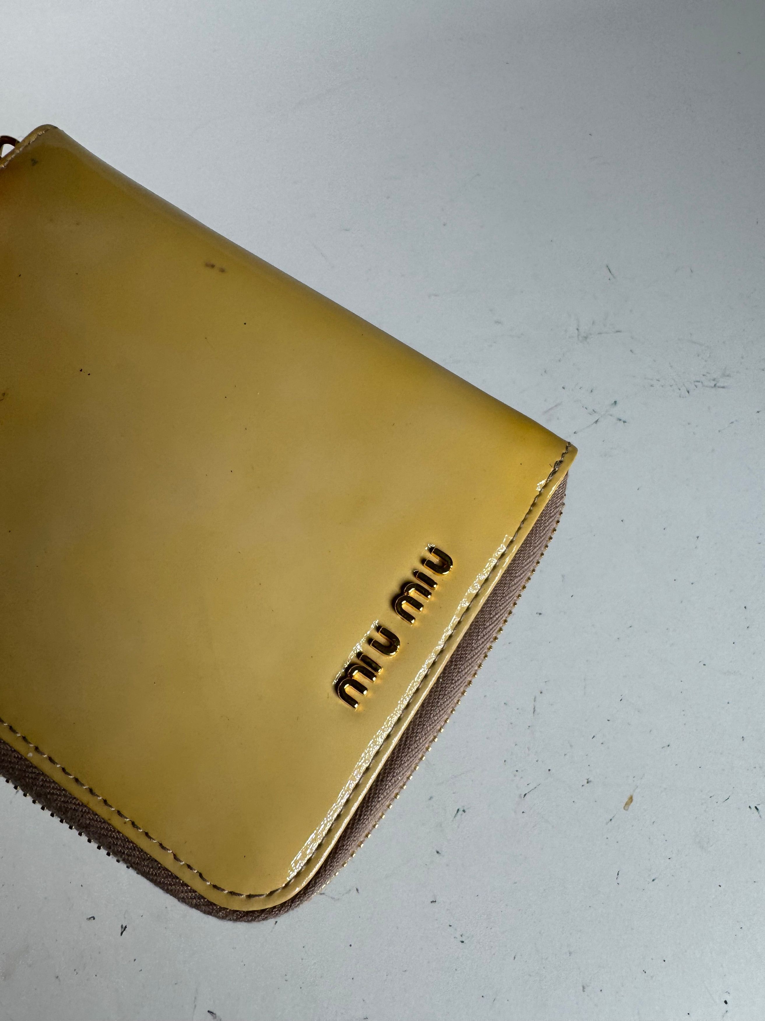 Miu Miu Vintage patent leather Organizer yellow Size ONE SIZE - 6 Thumbnail