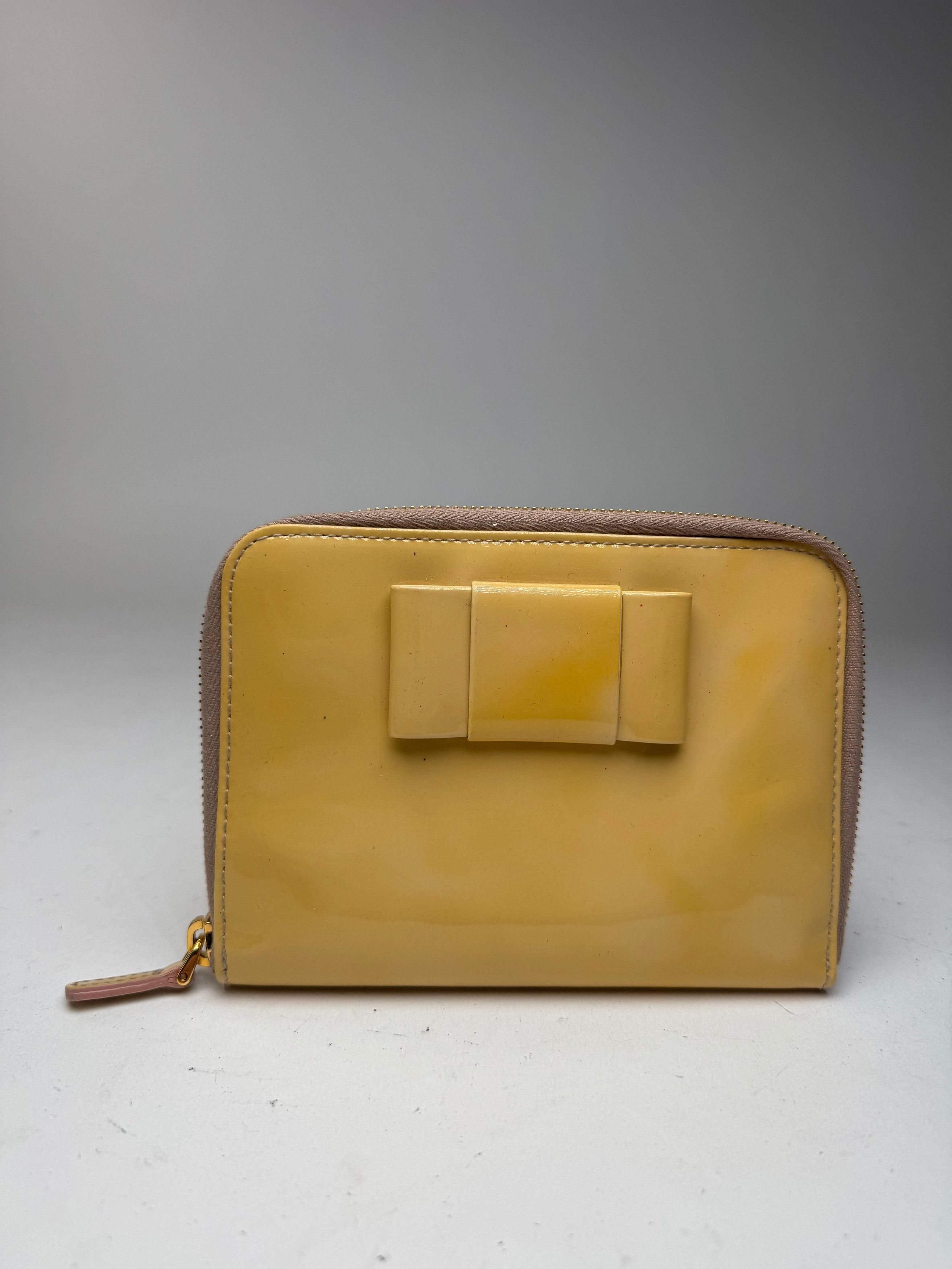 Miu Miu Vintage patent leather Organizer yellow Size ONE SIZE - 12 Thumbnail