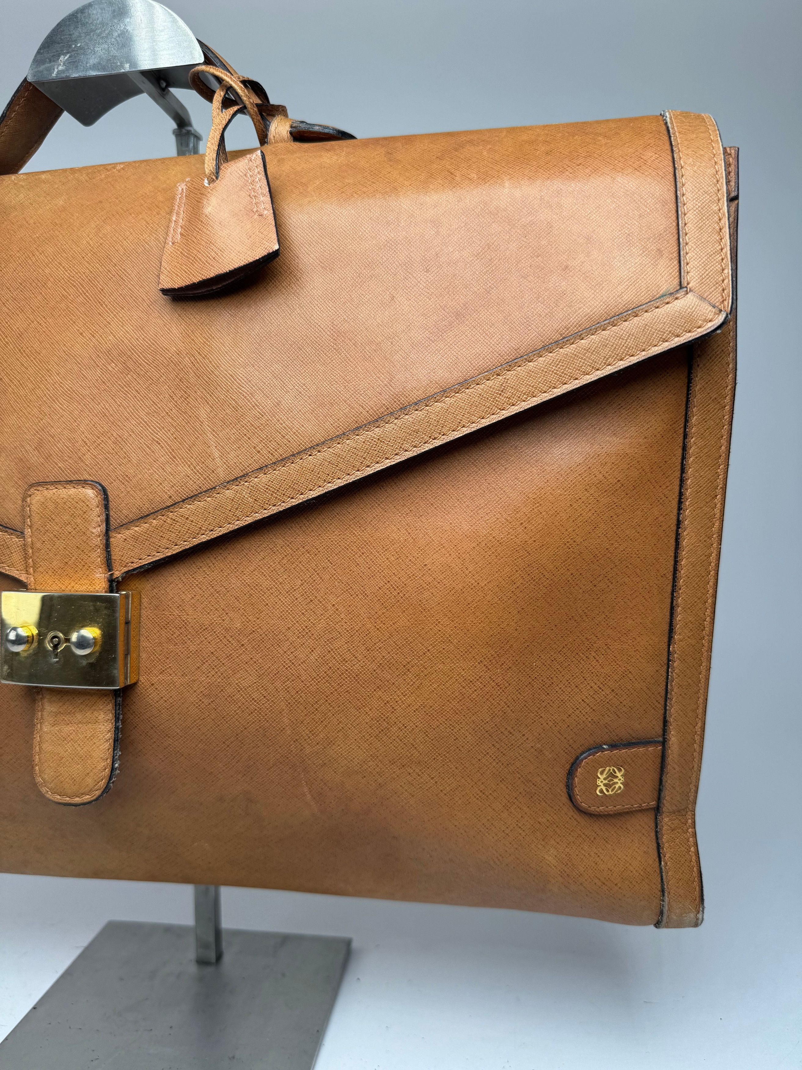 Loewe Vintage Madrid LEATHER Briefcase camel Size ONE SIZE - 11 Thumbnail
