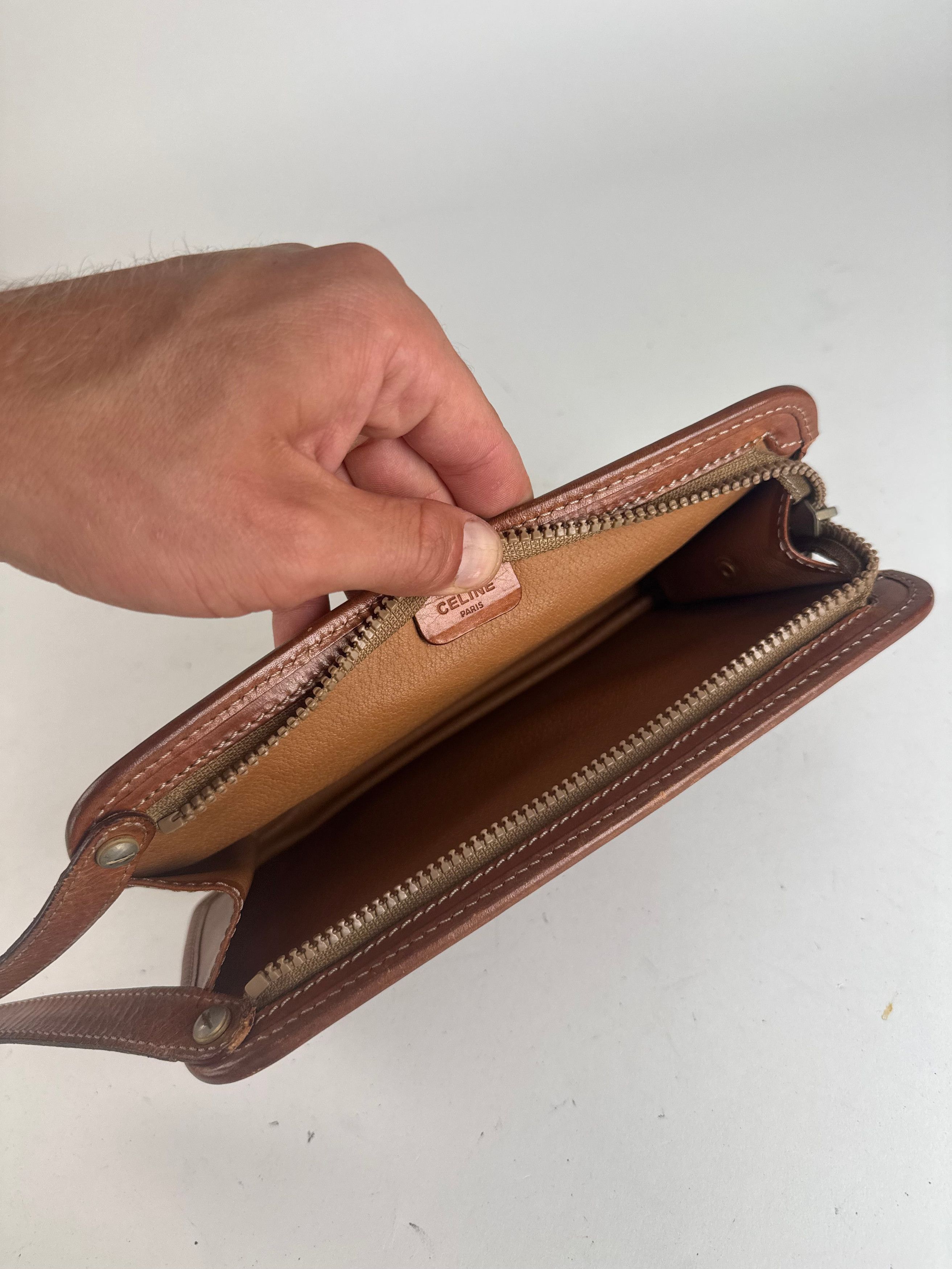Celine Vintage Paris Triomphe Monogram Leather Clutch brown Size ONE SIZE - 3 Thumbnail
