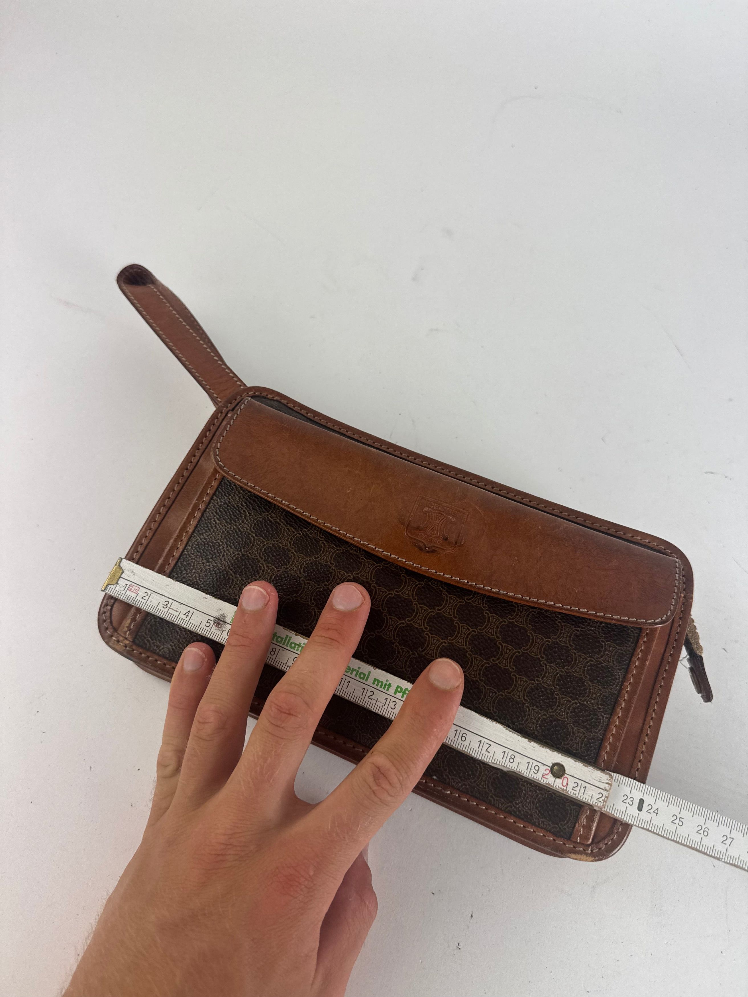 Celine Vintage Paris Triomphe Monogram Leather Clutch brown Size ONE SIZE - 10 Thumbnail
