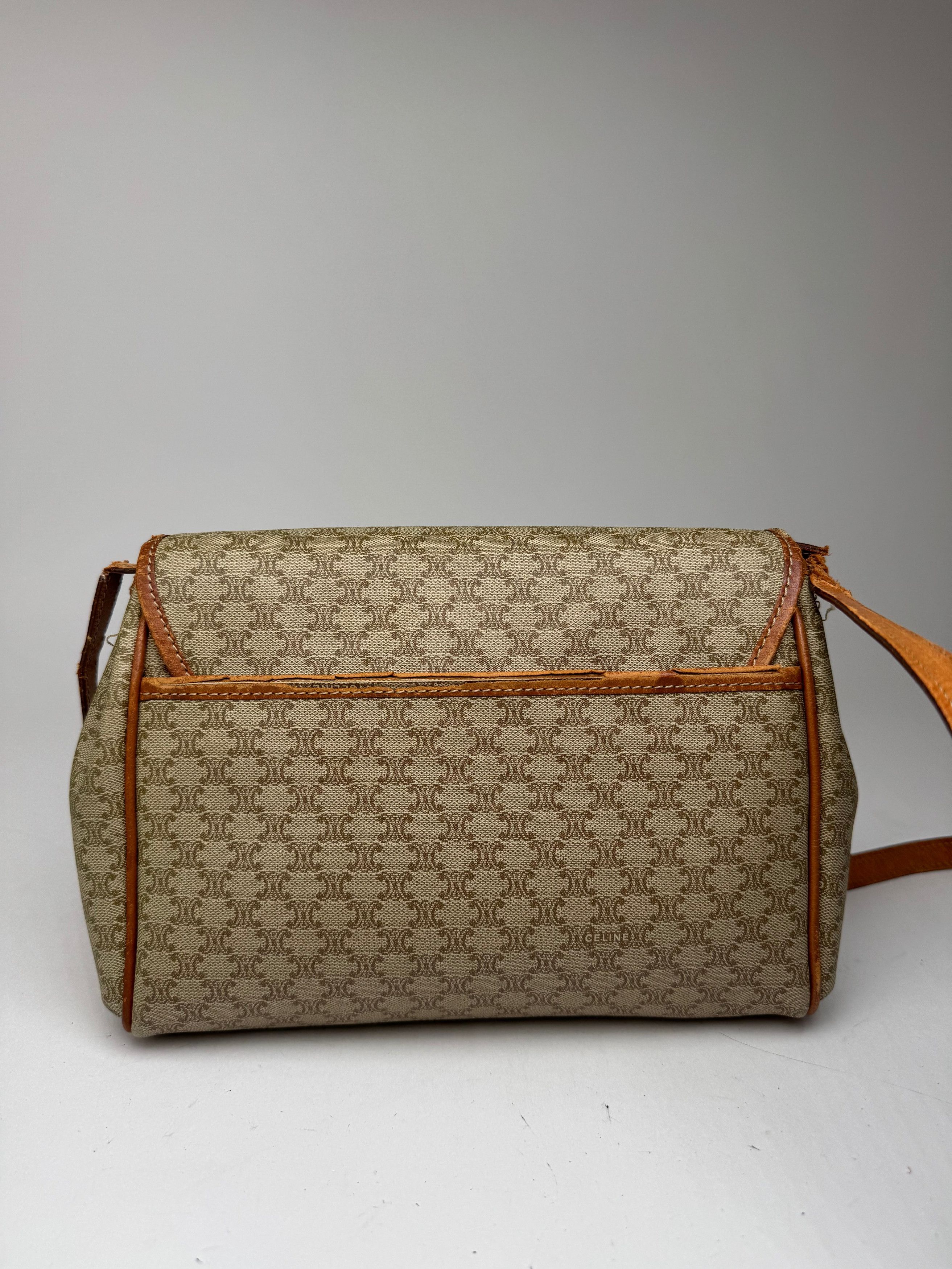 Celine Vintage Triomphe Monogram Crossbody bag beige Size ONE SIZE - 14 Thumbnail