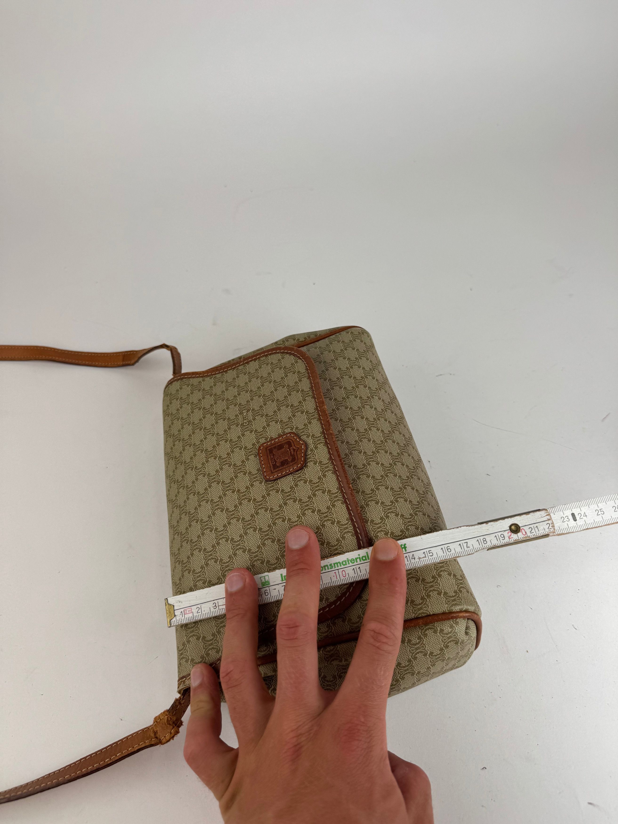 Celine Vintage Triomphe Monogram Crossbody bag beige Size ONE SIZE - 12 Thumbnail