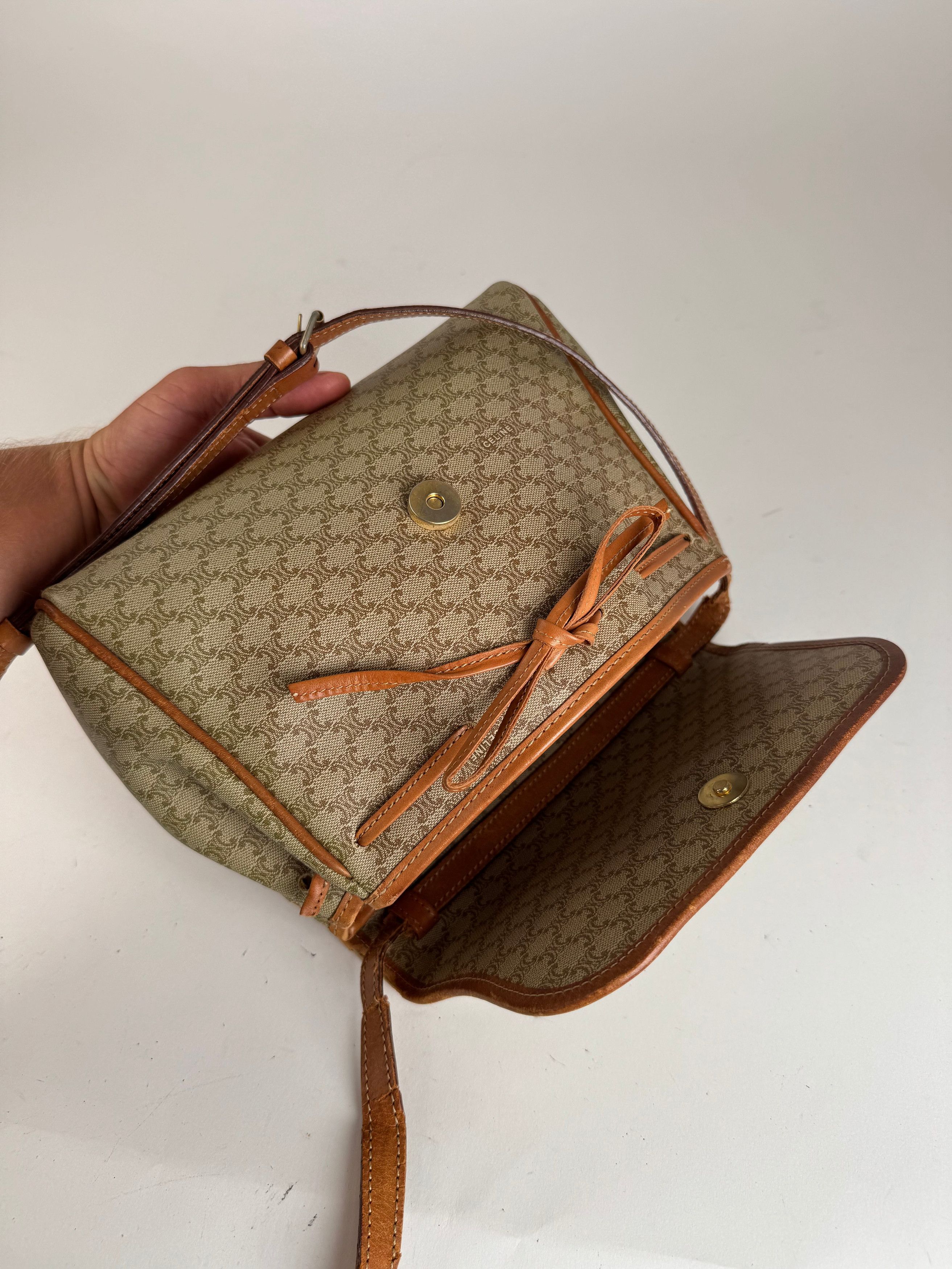 Celine Vintage Triomphe Monogram Crossbody bag beige Size ONE SIZE - 4 Thumbnail