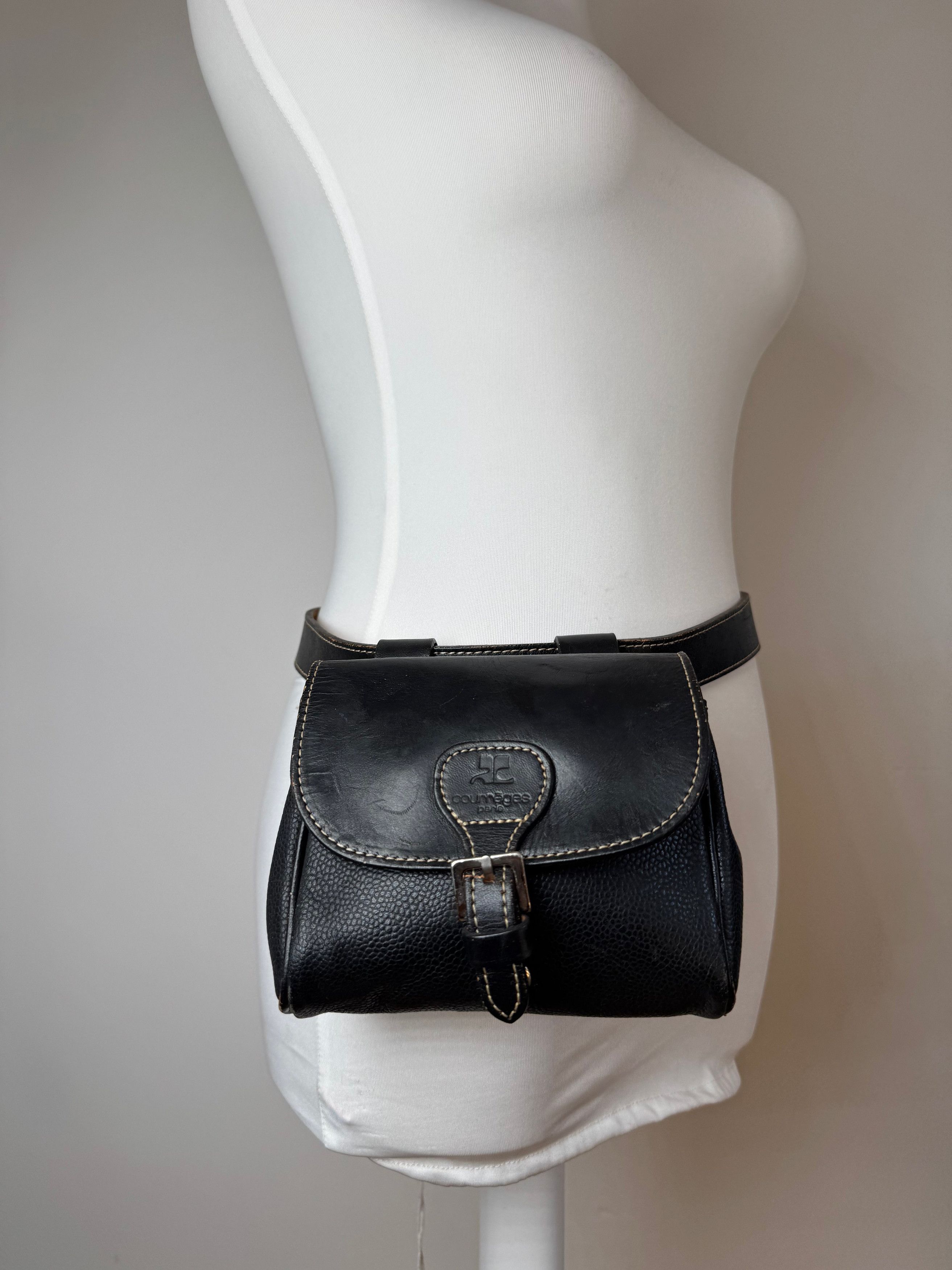 Courreges Vintage Leather belt bag black Size ONE SIZE - 12 Thumbnail
