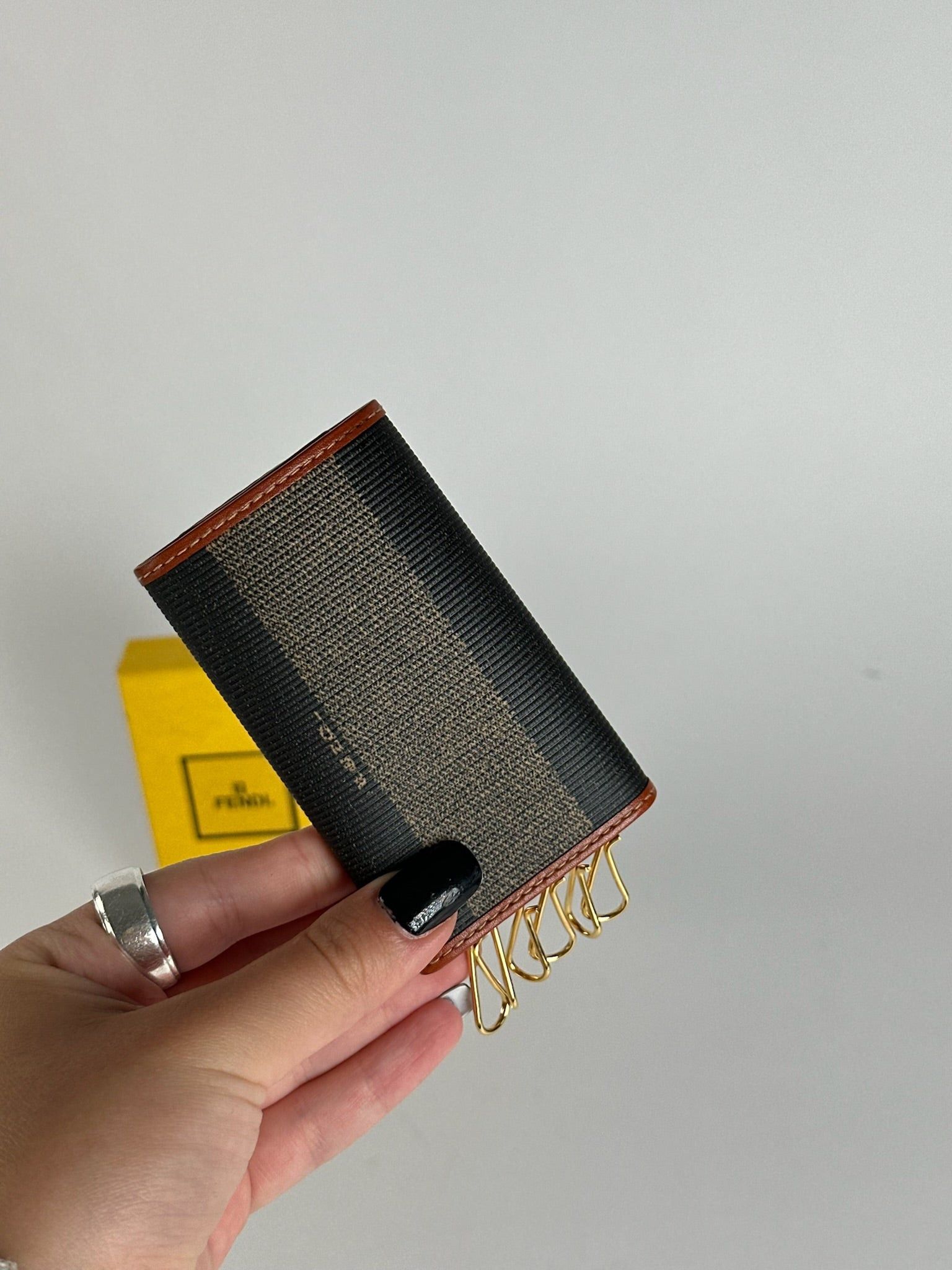 Fendi Vintage Roma Key Holder Brown Size ONE SIZE - 7 Thumbnail