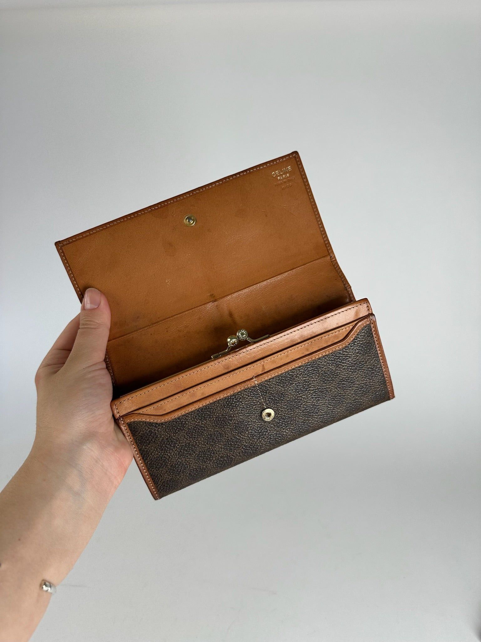 Celine Vintage monogram Leather Wallet Brown Size ONE SIZE - 6 Thumbnail