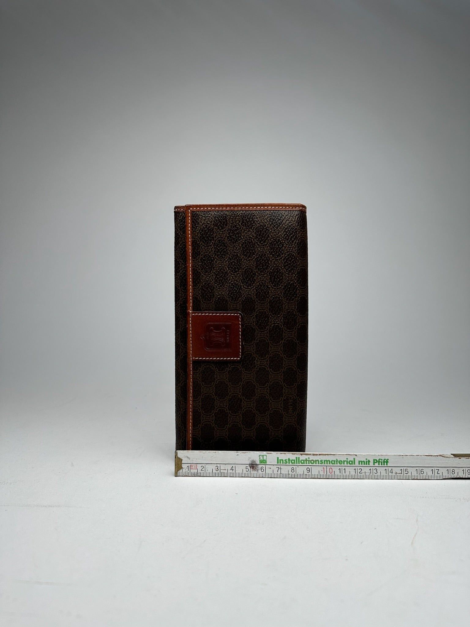Celine Vintage monogram Leather Wallet Brown Size ONE SIZE - 10 Thumbnail