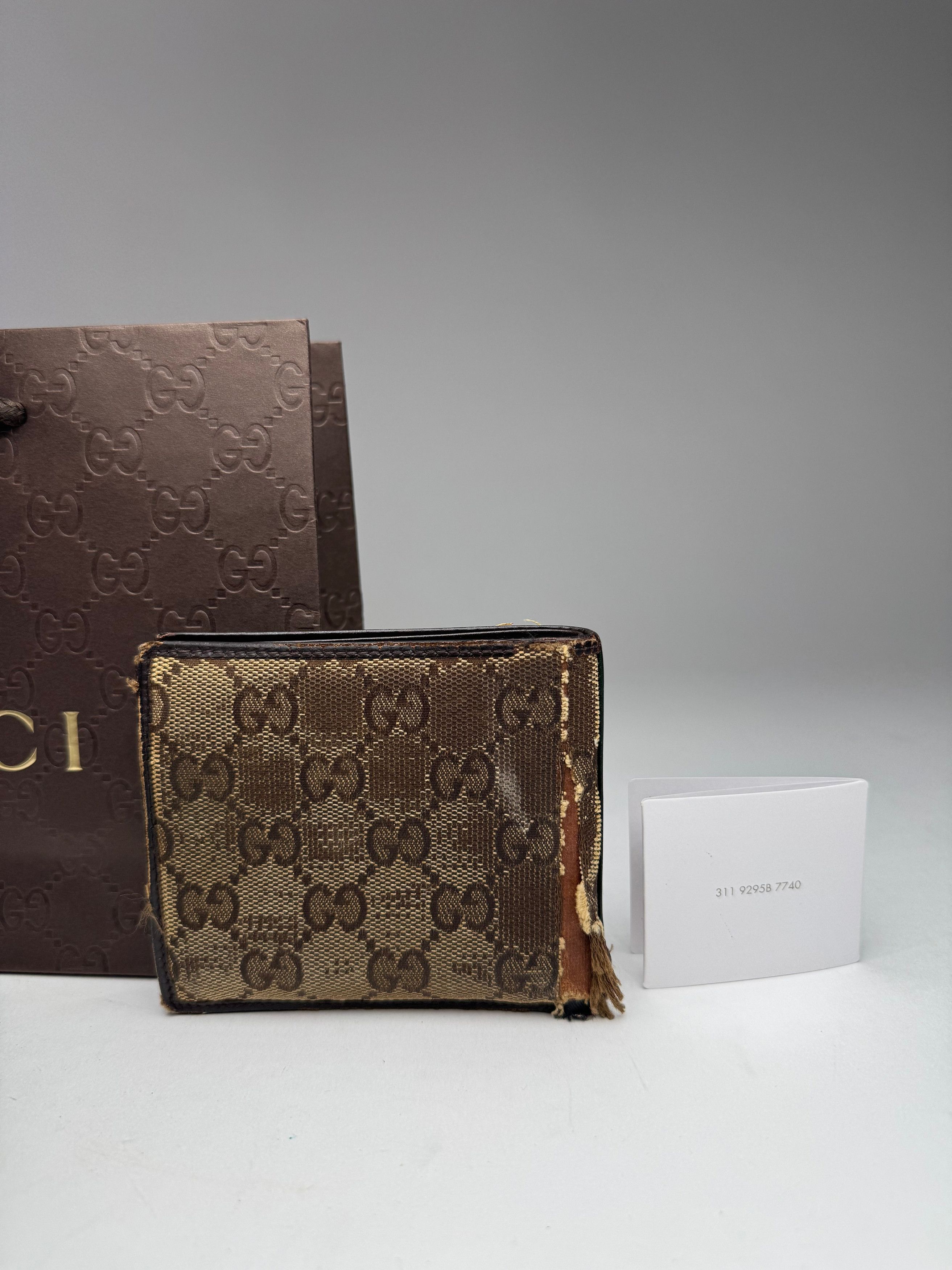 Gucci Vintage Flapable monogram Wallet beige Brown Size ONE SIZE - 8 Thumbnail