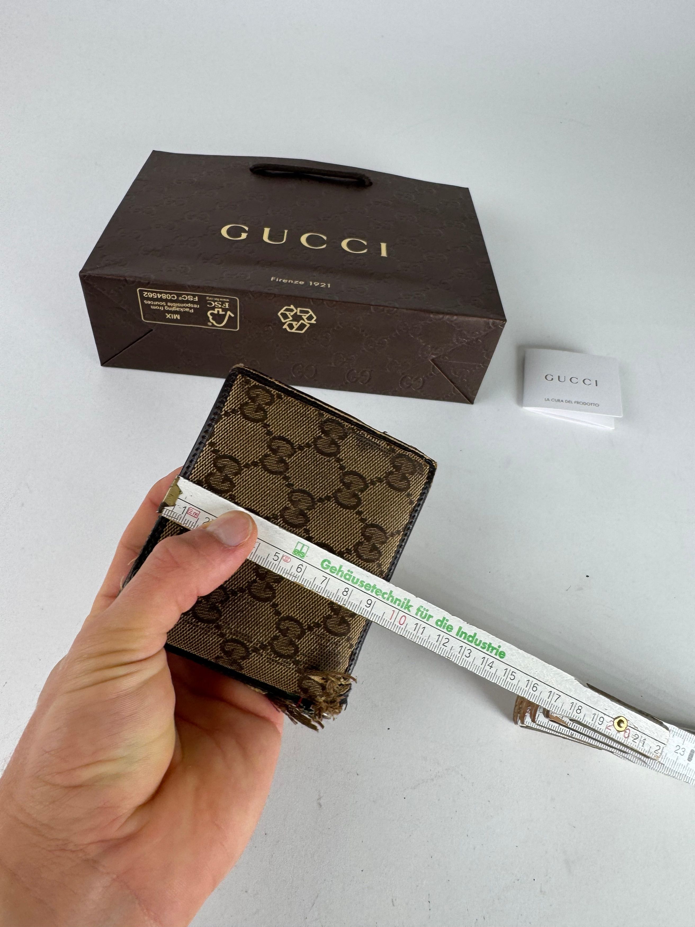 Gucci Vintage Flapable monogram Wallet beige Brown Size ONE SIZE - 2 Thumbnail