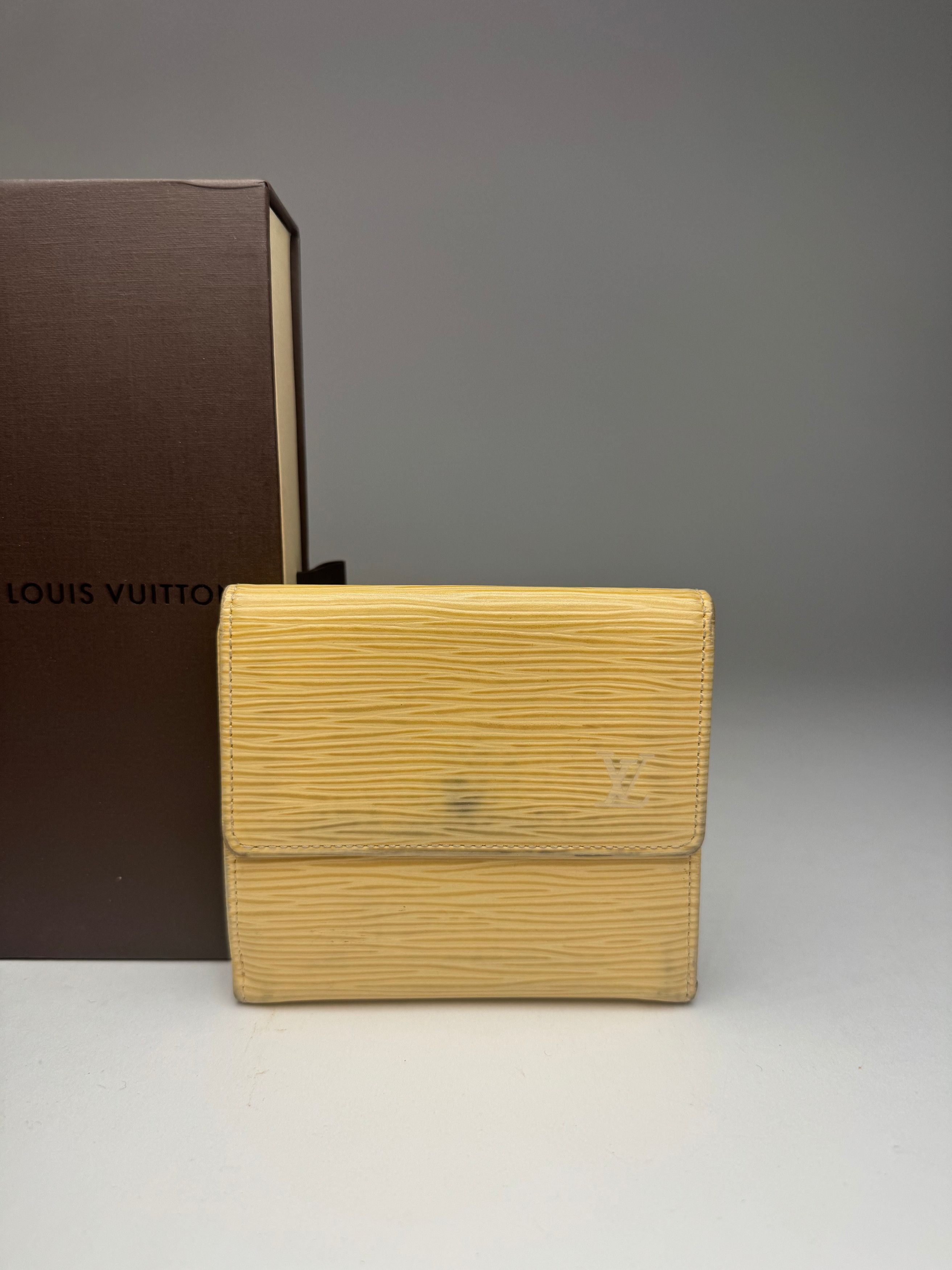 Louis Vuitton Vintage EPI Leather wallet yellow Size ONE SIZE - 12 Thumbnail