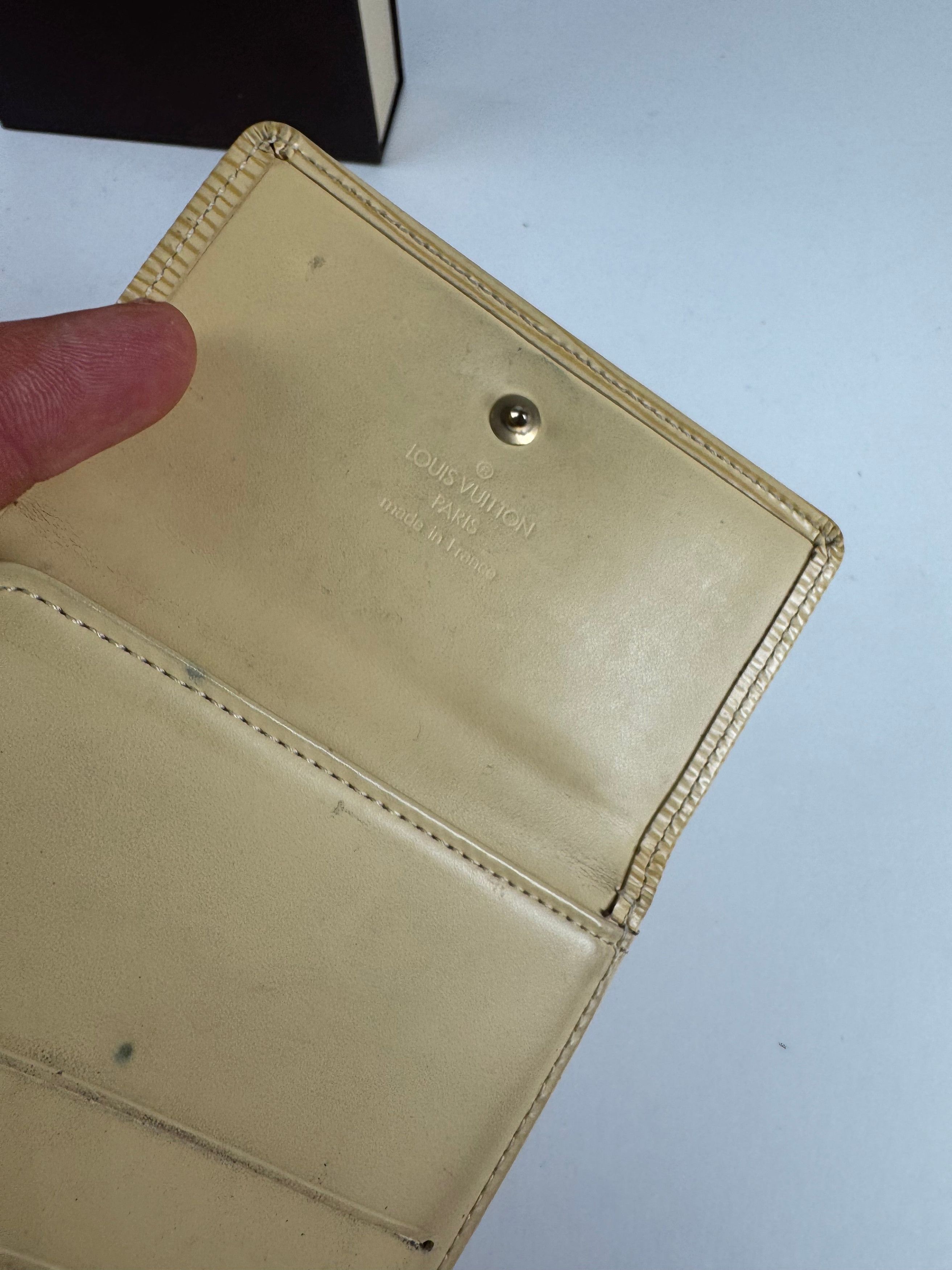 Louis Vuitton Vintage EPI Leather wallet yellow Size ONE SIZE - 8 Thumbnail