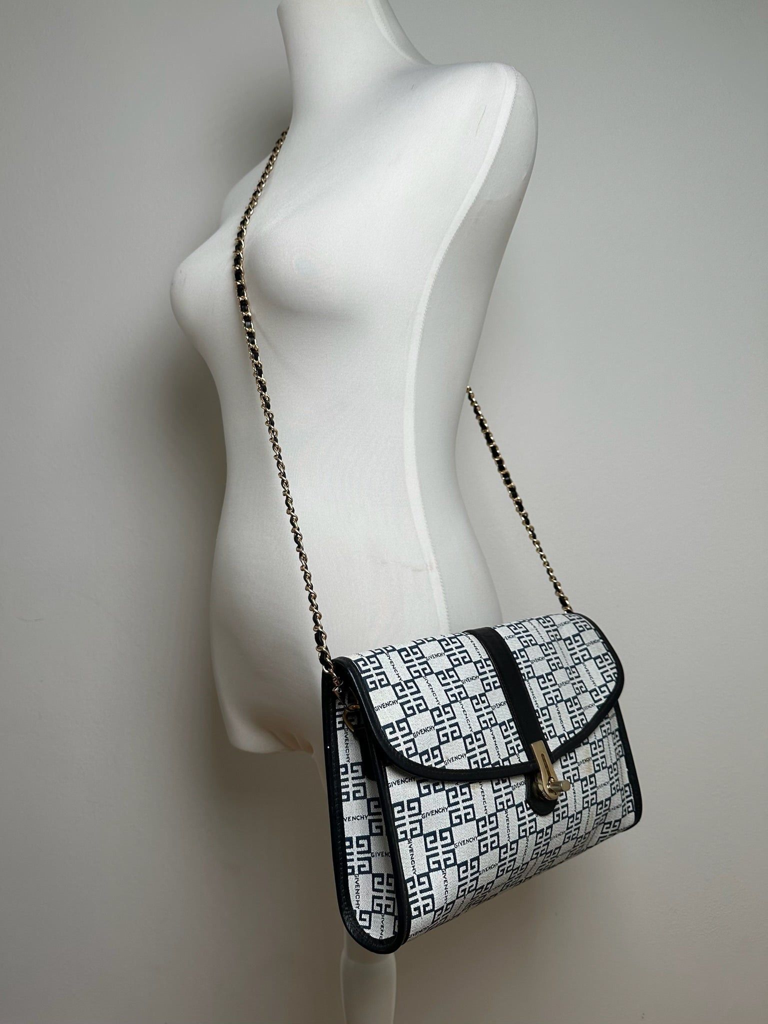 Givenchy Vintage 4G leather bag navy white Size ONE SIZE - 5 Thumbnail