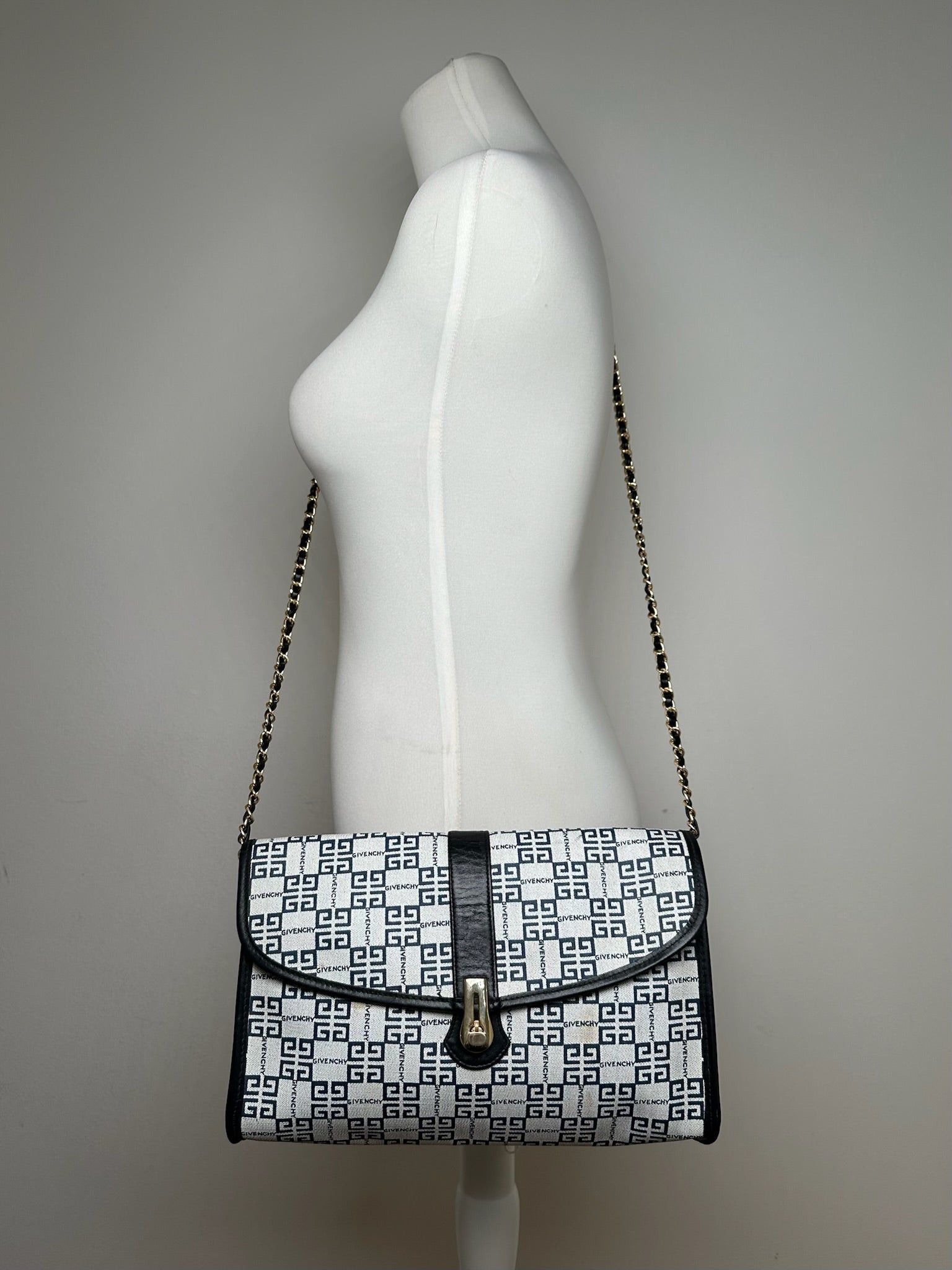 Givenchy Vintage 4G leather bag navy white Size ONE SIZE - 3 Thumbnail