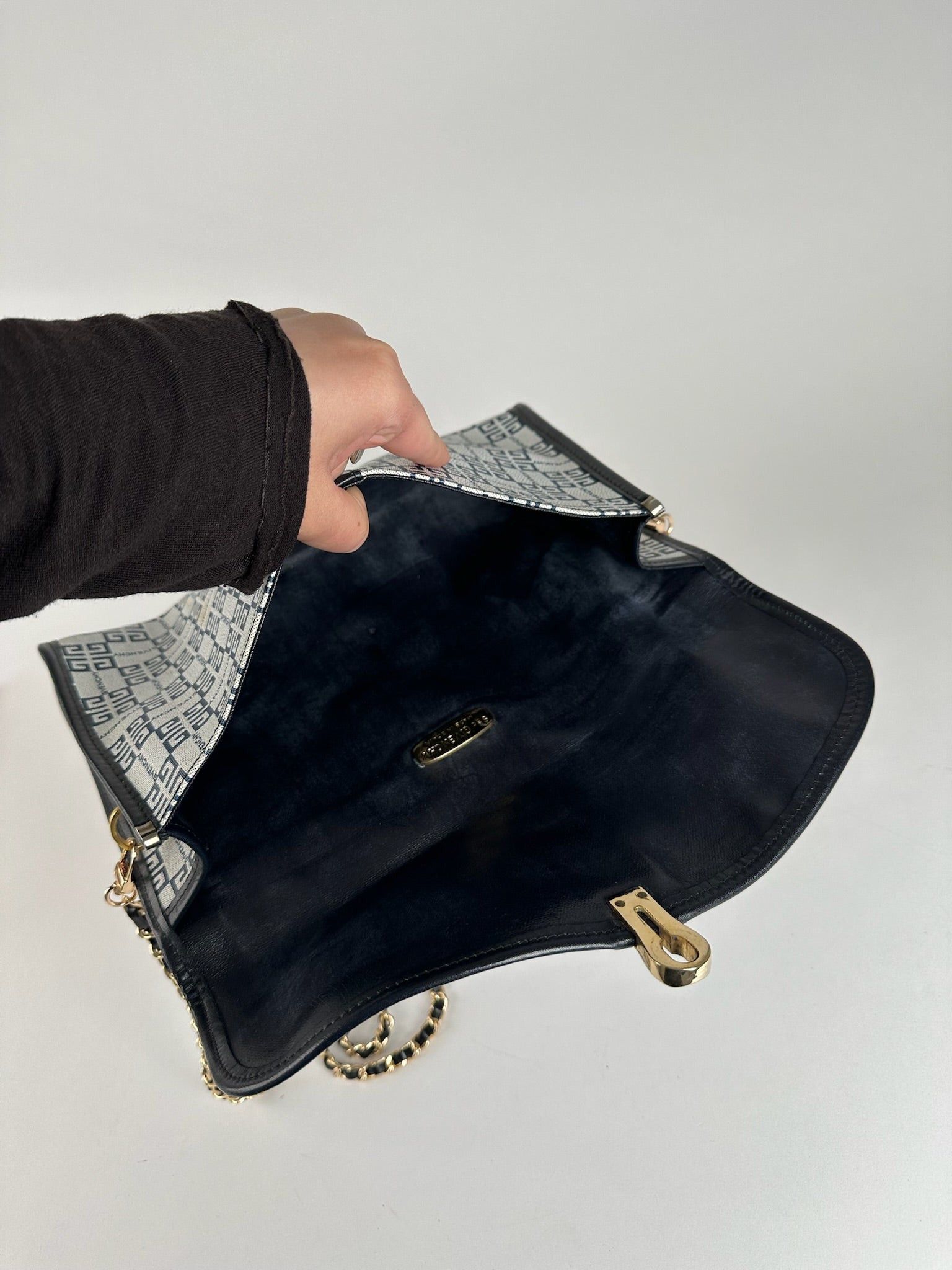 Givenchy Vintage 4G leather bag navy white Size ONE SIZE - 8 Thumbnail