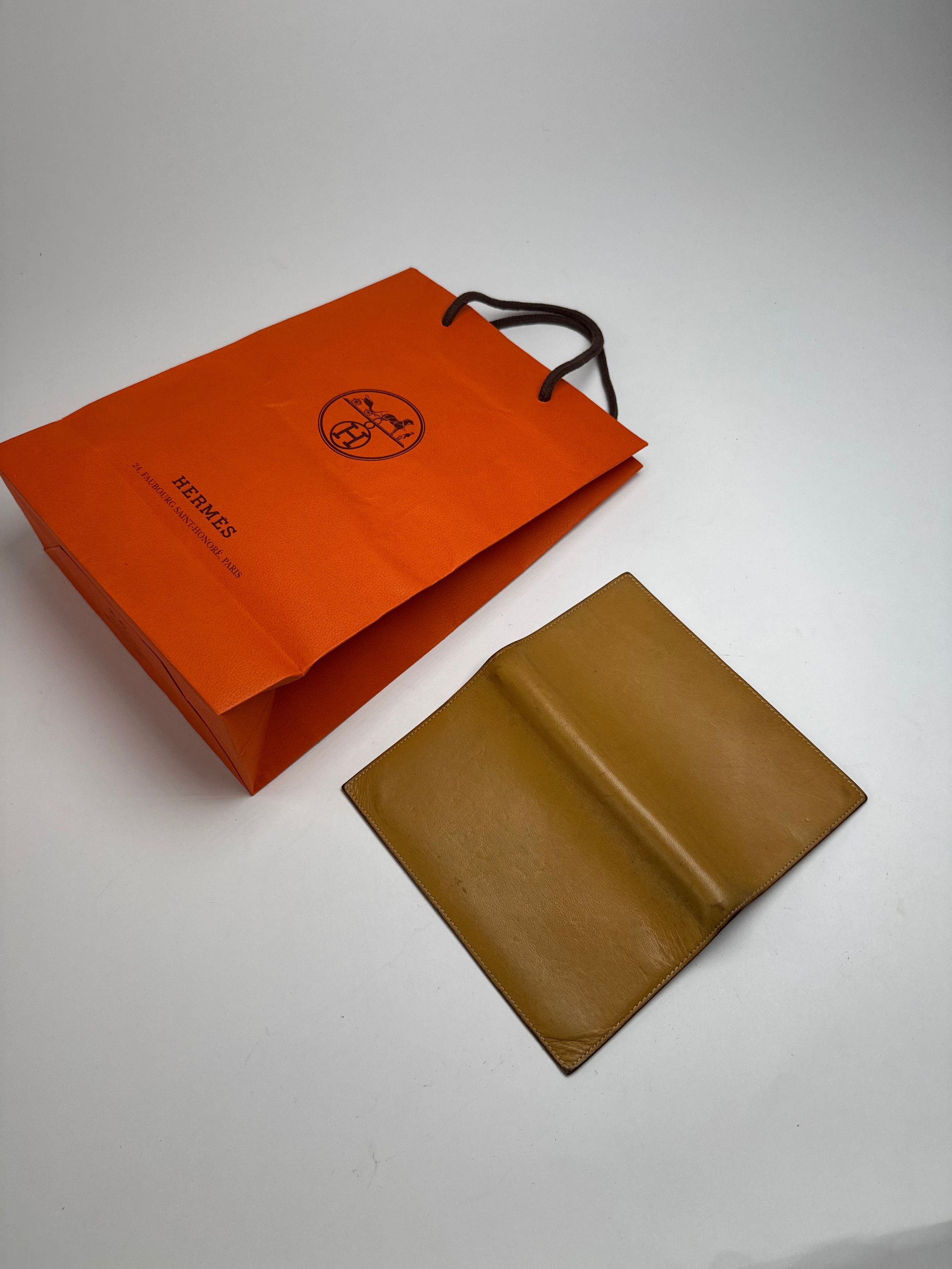 Other Vintage Hermes Paris Leather ID Holder Yellow Size ONE SIZE - 5 Thumbnail