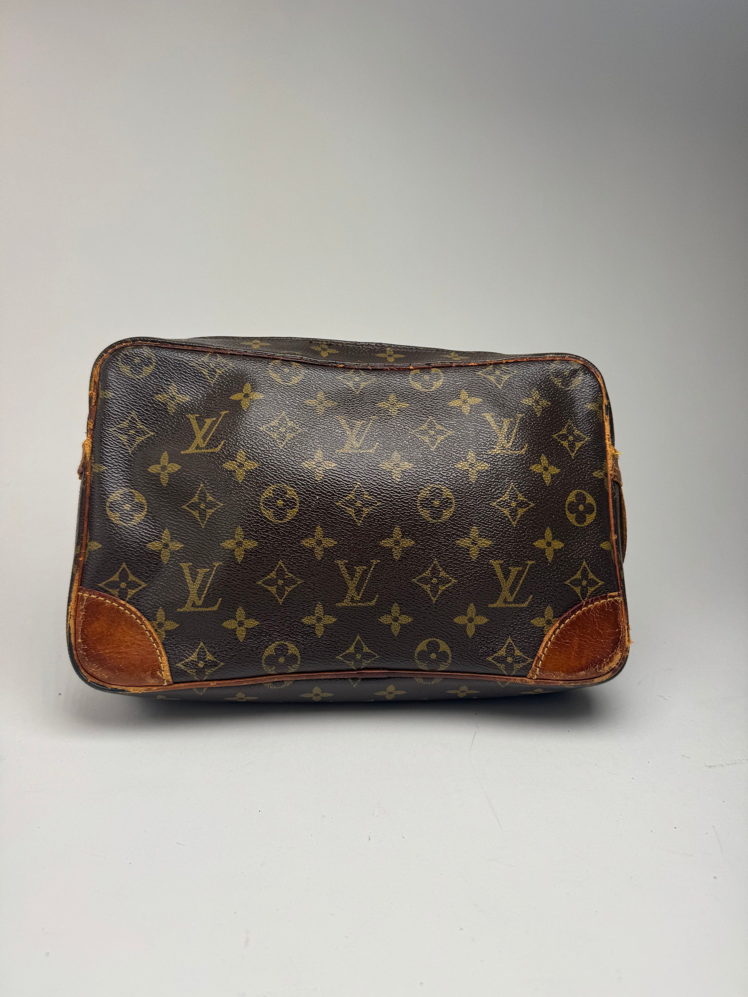 Louis Vuitton Vintage Monogram Leather Clutch Brown Size ONE SIZE - 6 Thumbnail