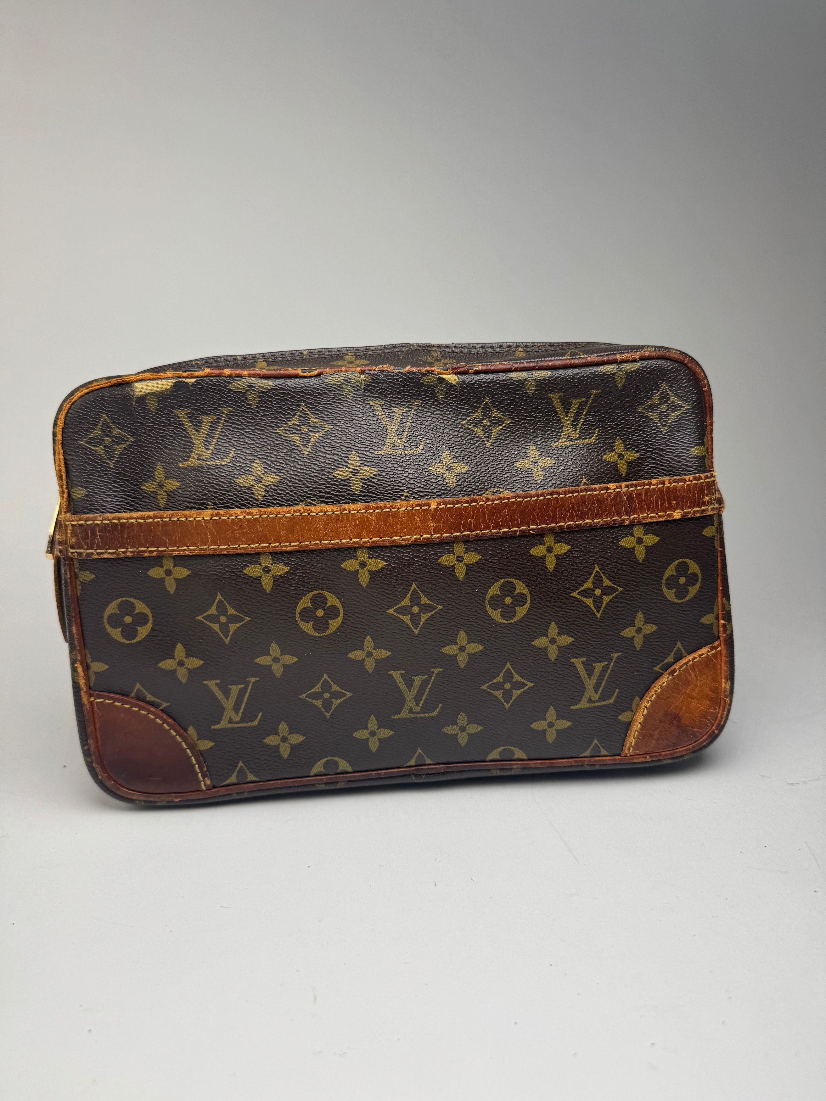 Louis Vuitton Vintage Monogram Leather Clutch Brown Size ONE SIZE - 5 Thumbnail