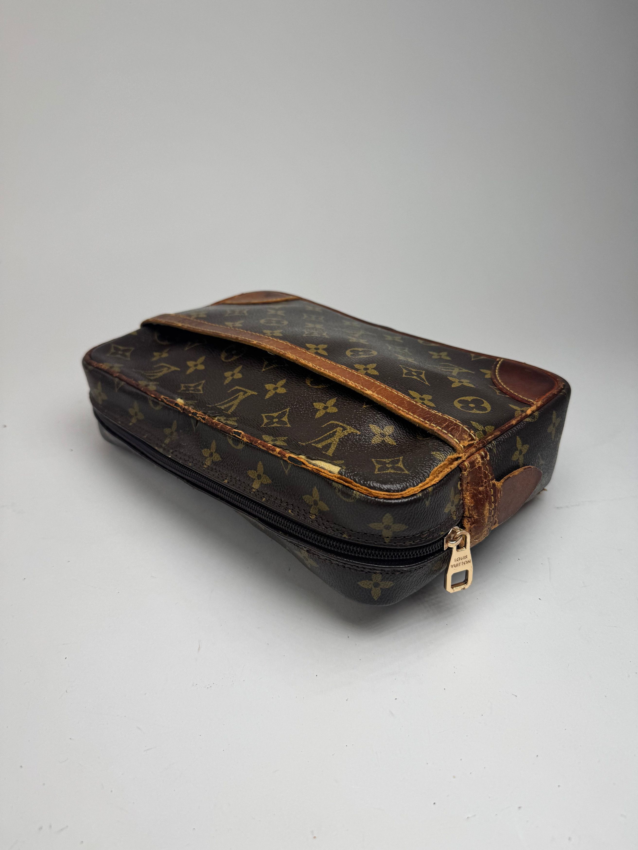 Louis Vuitton Vintage Monogram Leather Clutch Brown Size ONE SIZE - 9 Thumbnail
