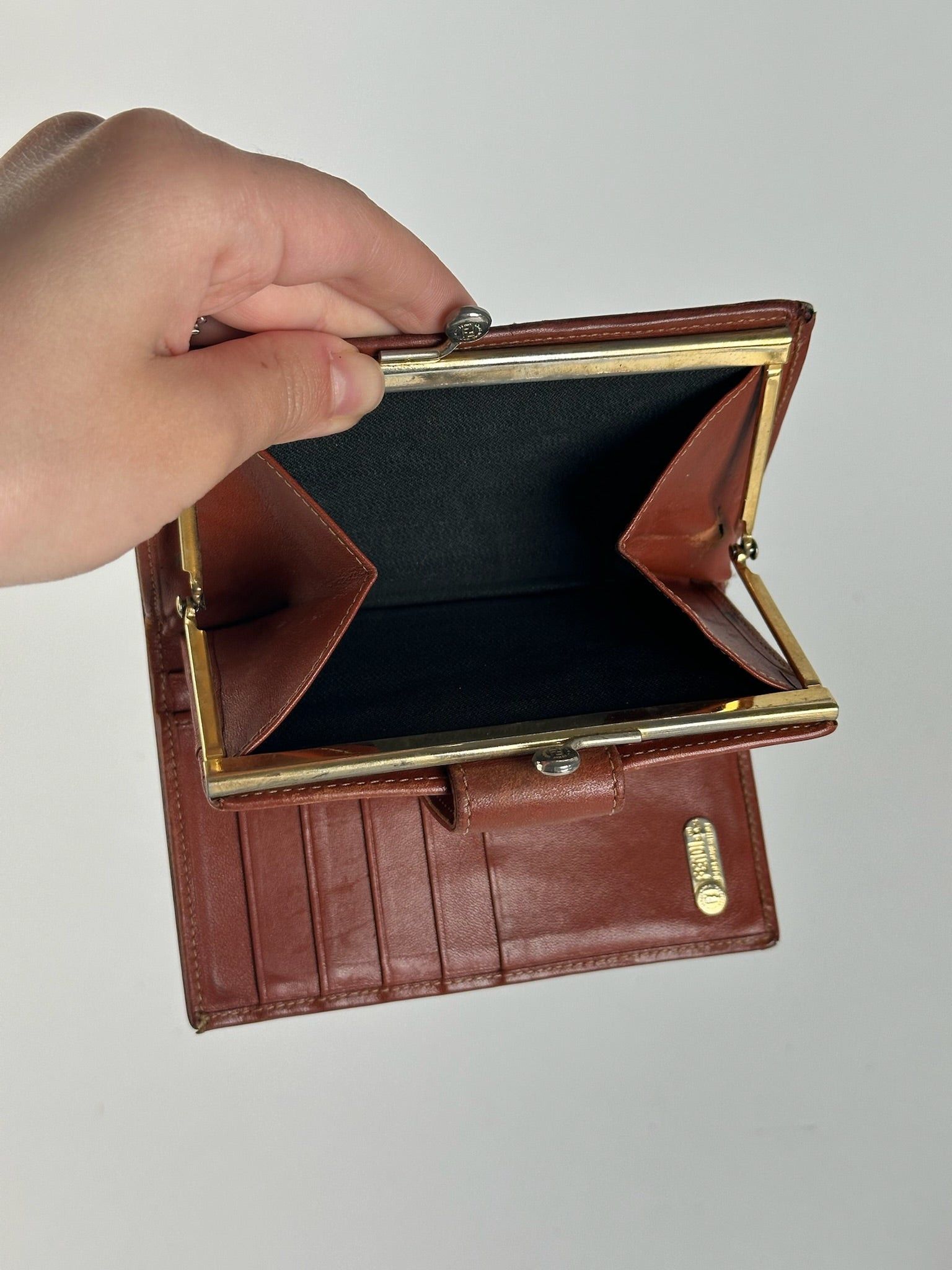 Fendi Vintage Roma Leather Wallet Brown orange striped Size ONE SIZE - 8 Thumbnail