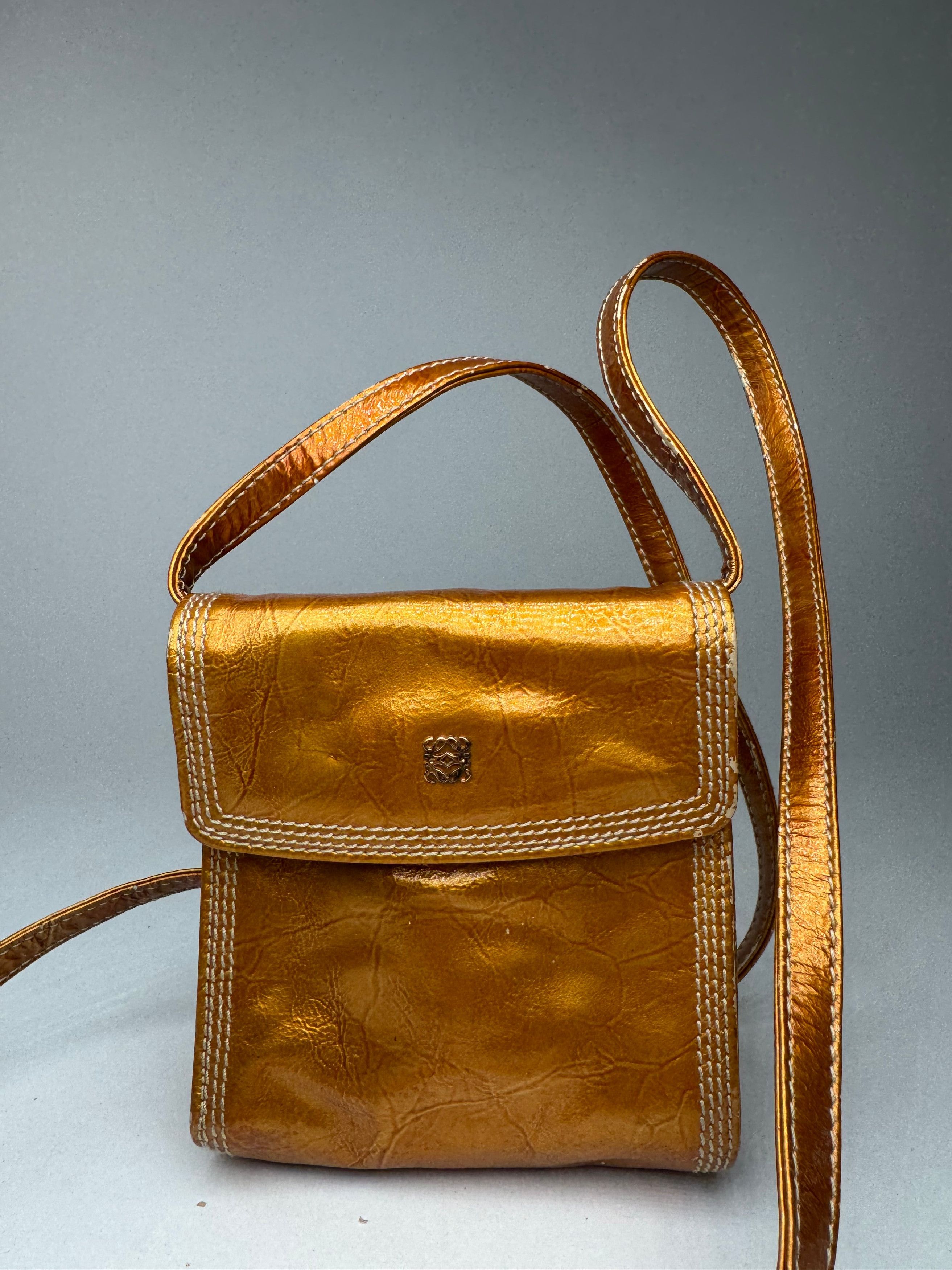 Loewe Vintage Madrid Patent Leather Bag orange golden Size ONE SIZE - 5 Thumbnail
