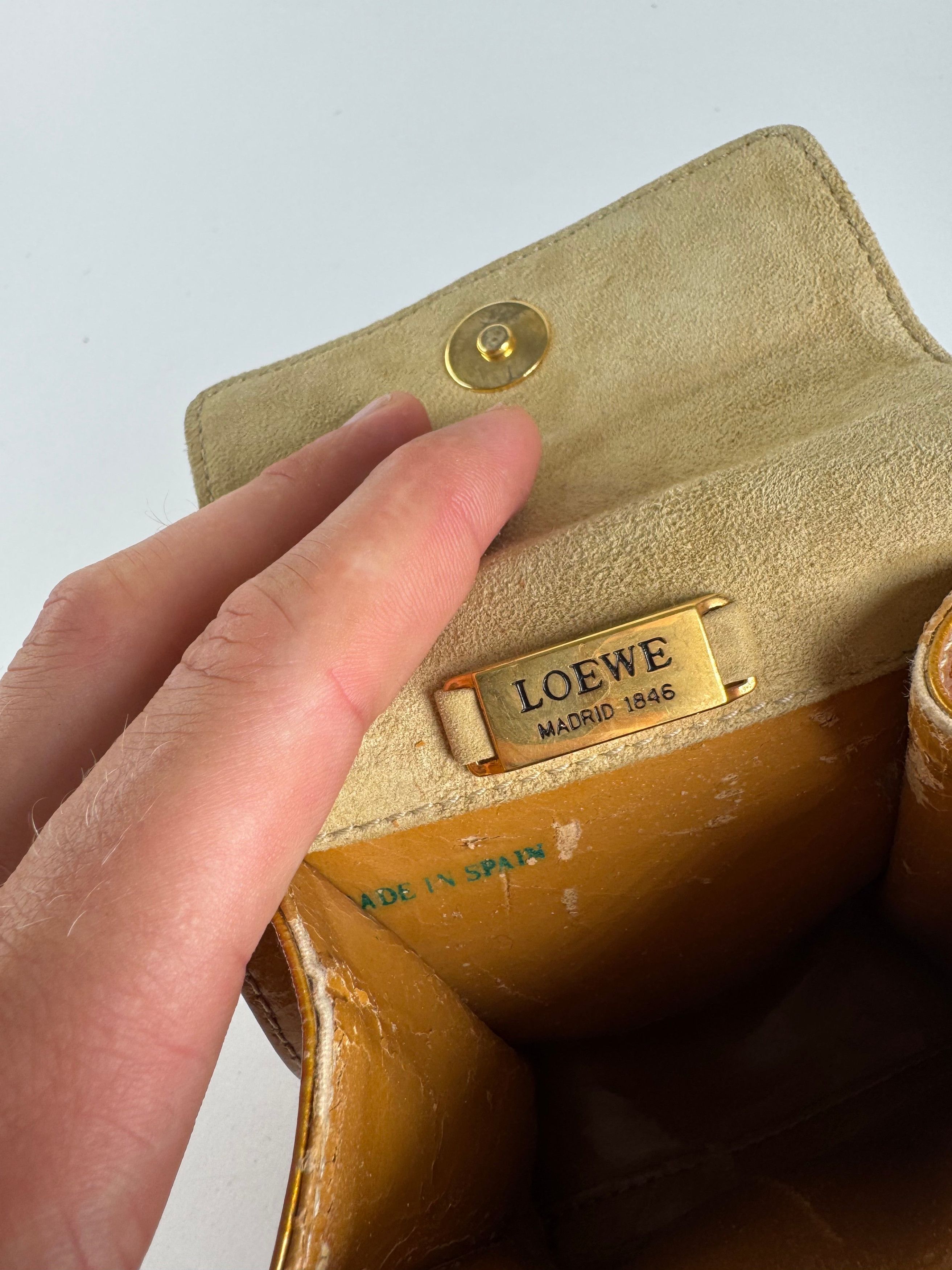 Loewe Vintage Madrid Patent Leather Bag orange golden Size ONE SIZE - 10 Thumbnail