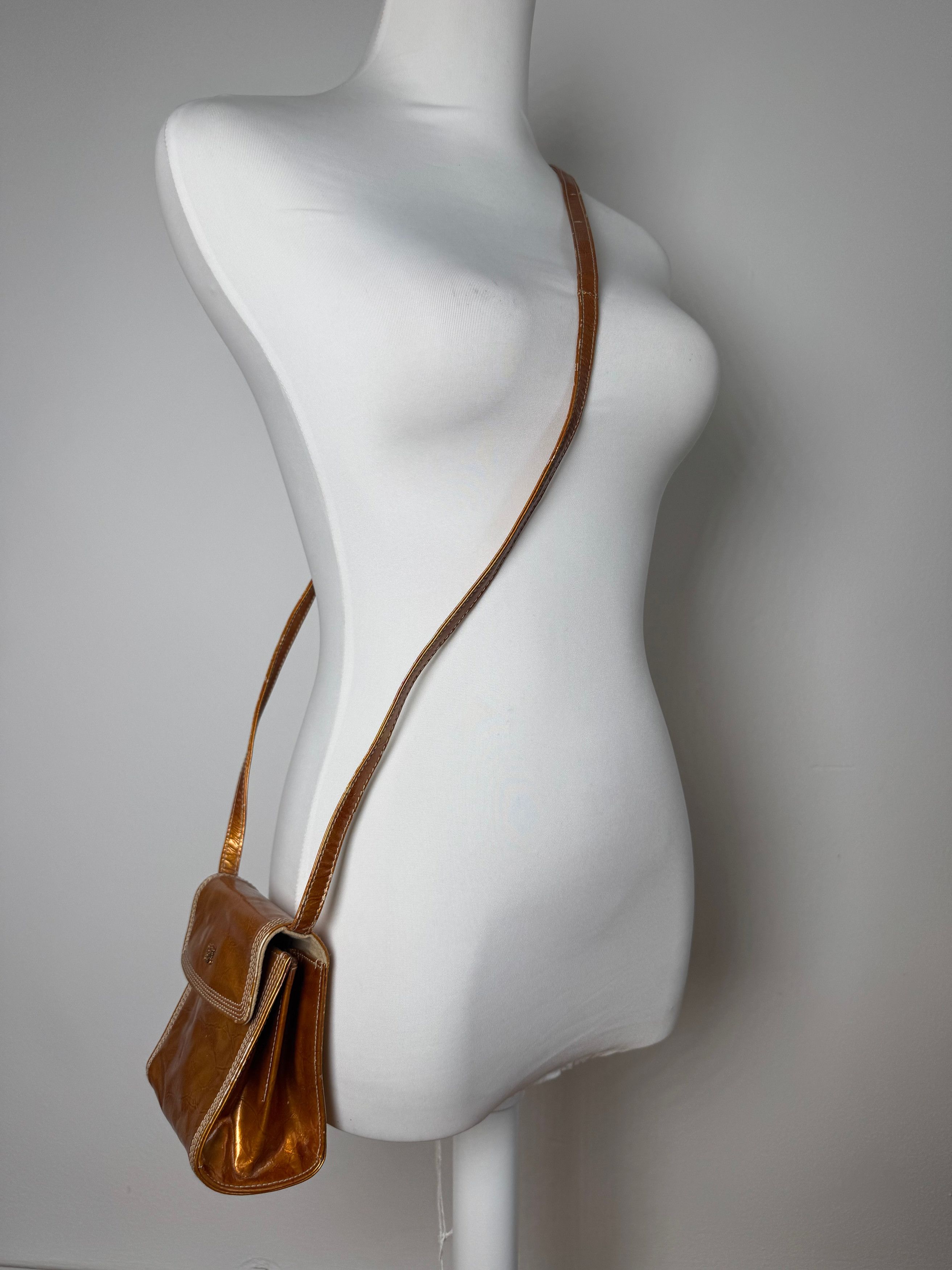 Loewe Vintage Madrid Patent Leather Bag orange golden Size ONE SIZE - 8 Thumbnail