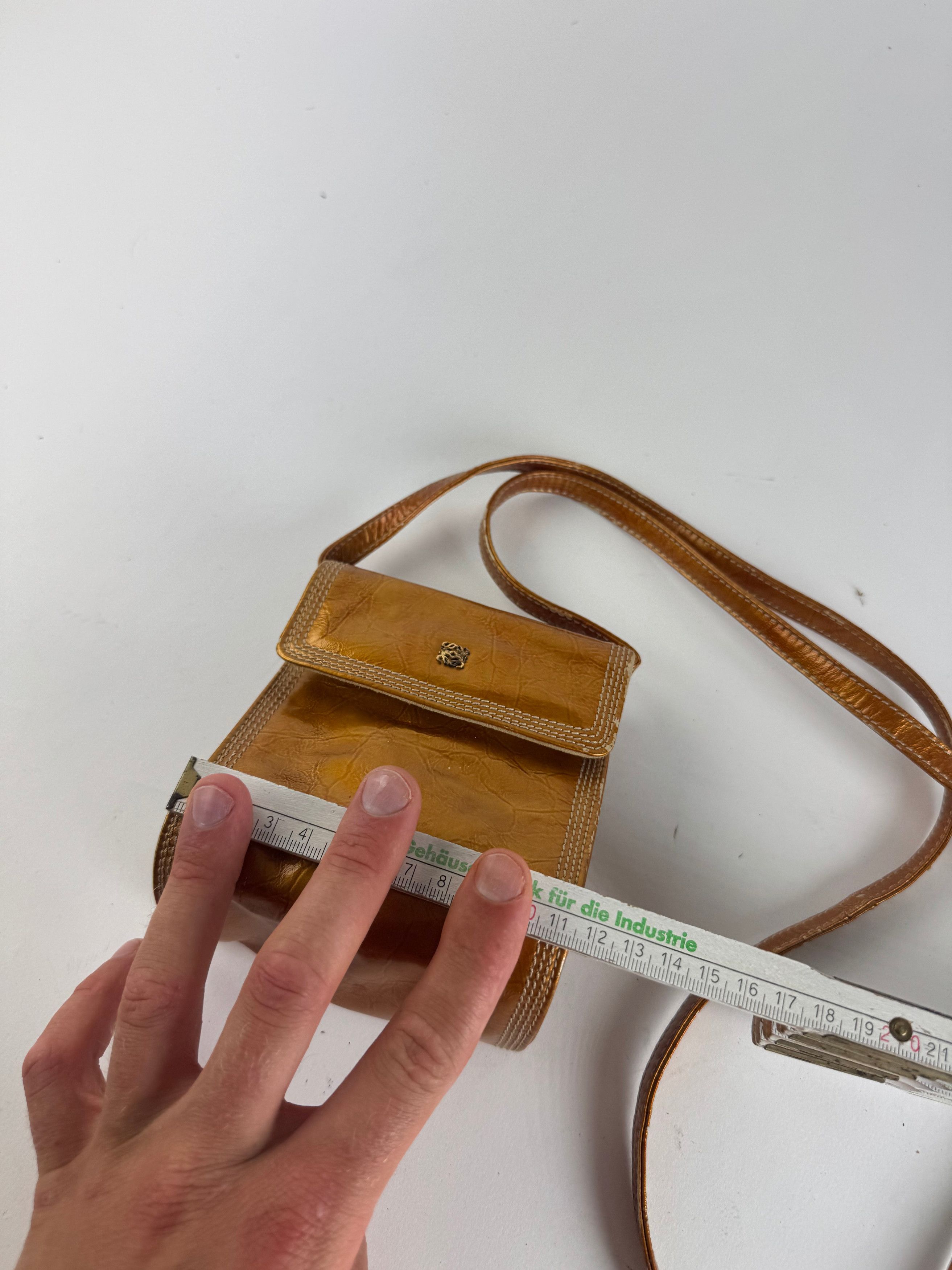 Loewe Vintage Madrid Patent Leather Bag orange golden Size ONE SIZE - 11 Thumbnail